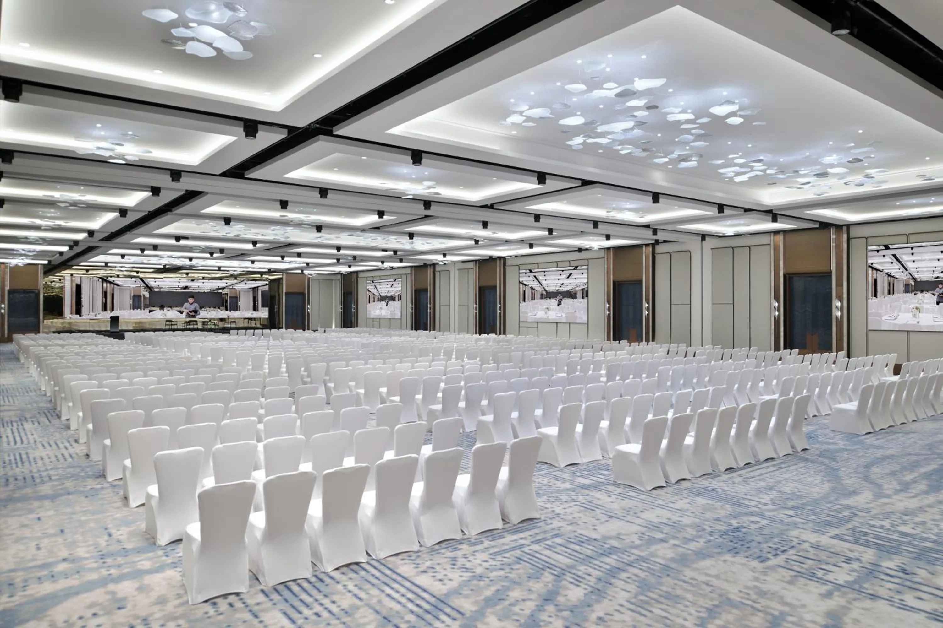 Meeting/conference room in Crowne Plaza Dubai Festival City