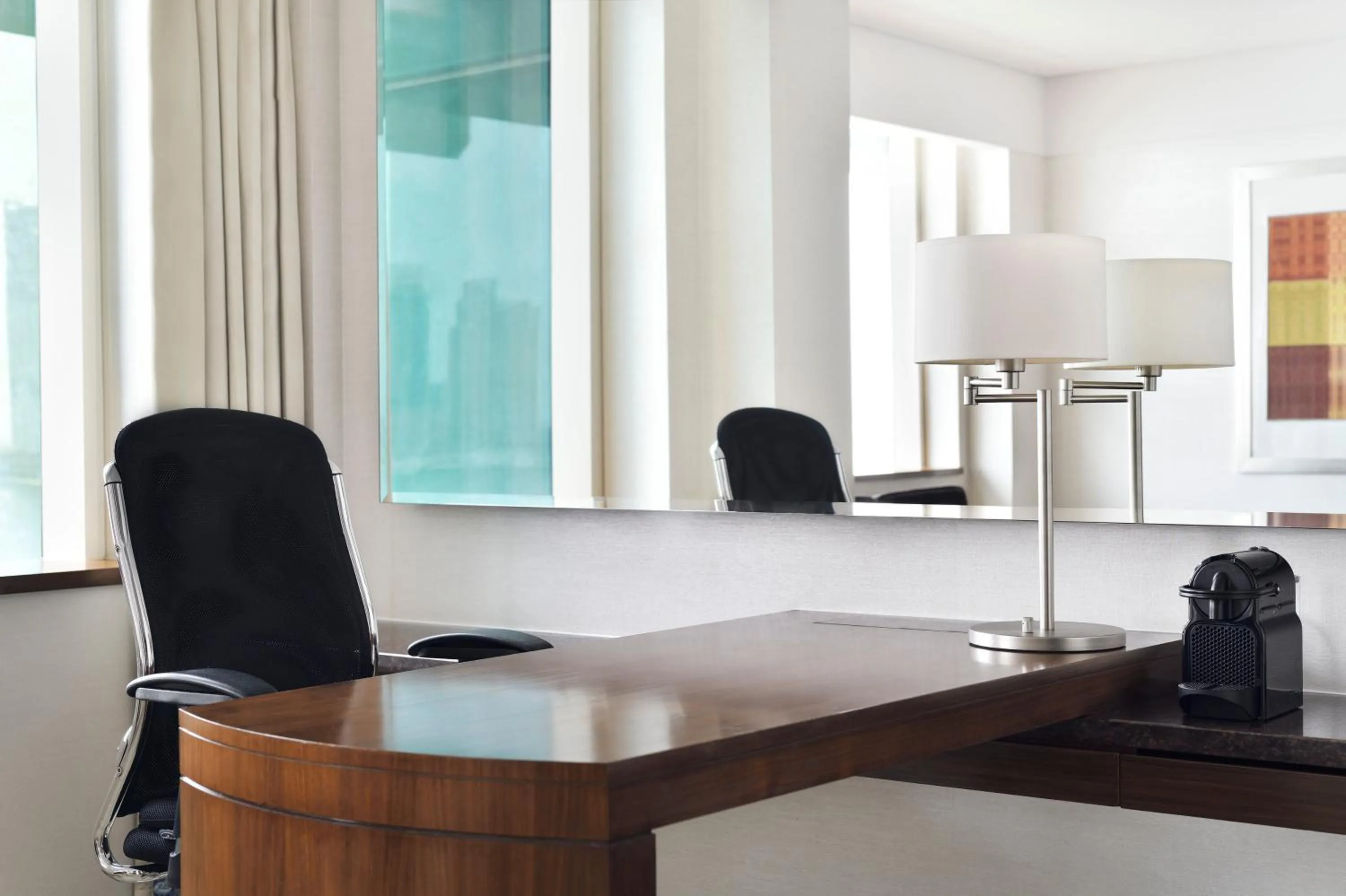 Photo of the whole room in Crowne Plaza Dubai Festival City