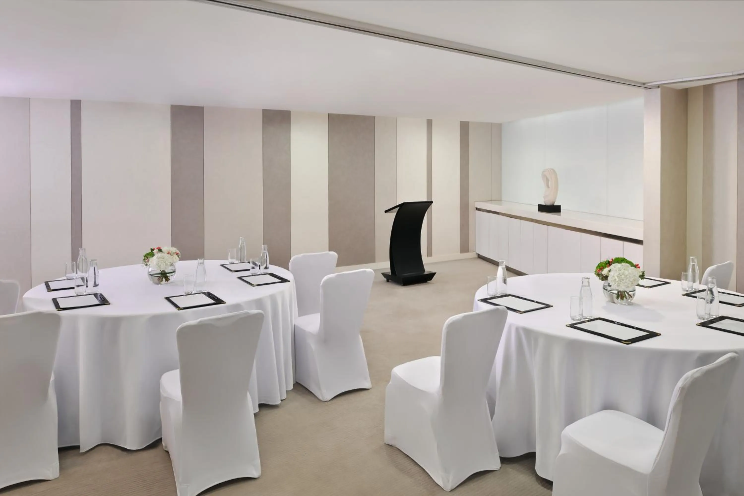 Meeting/conference room in Crowne Plaza Dubai Festival City