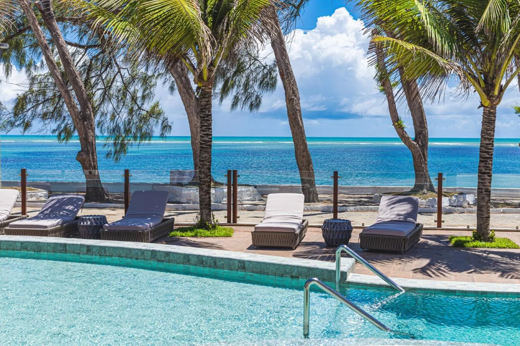 Swimming pool in Oceana Atlântico Hotel & SPA