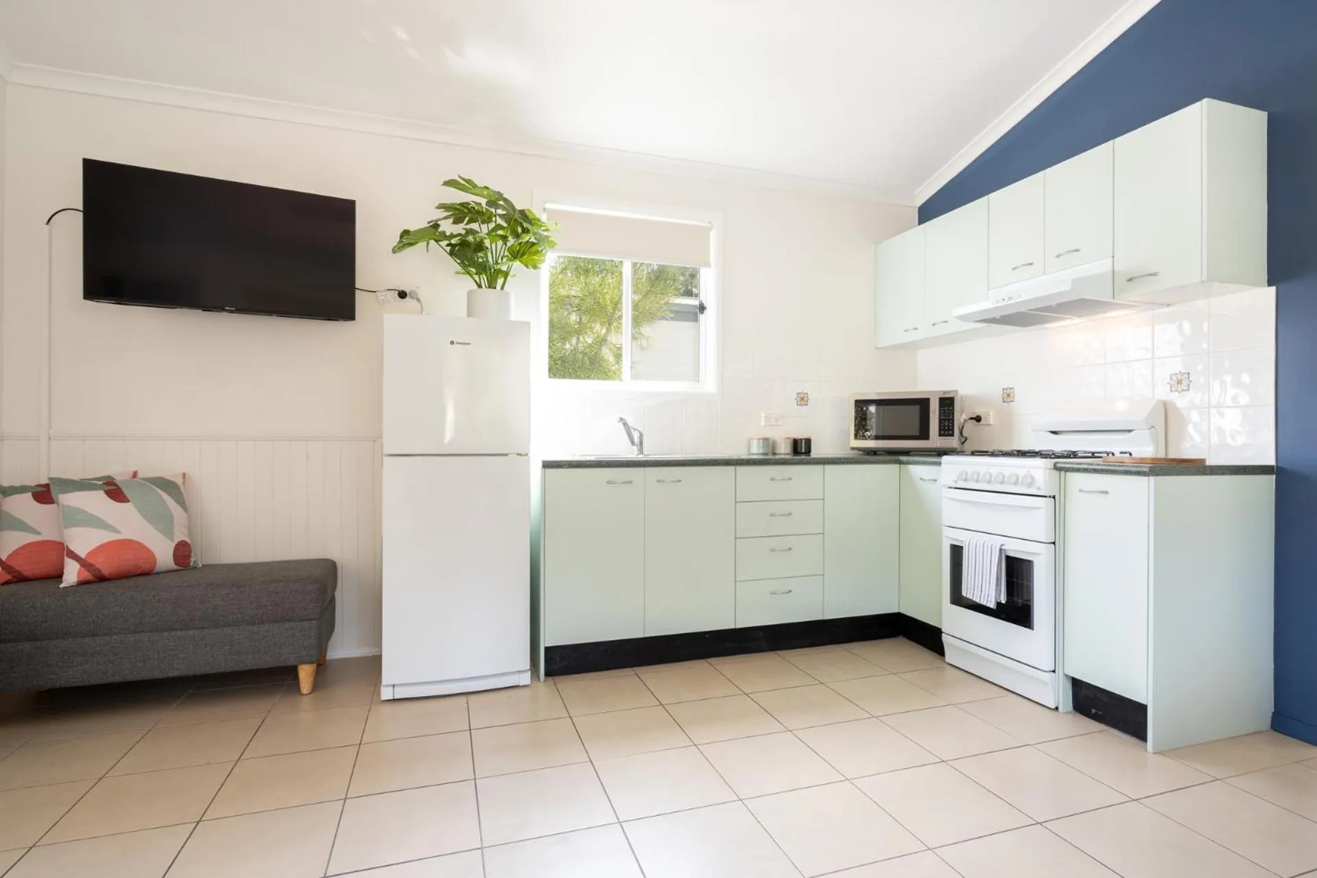 Kitchen or kitchenette in Tasman Holiday Parks - Myola