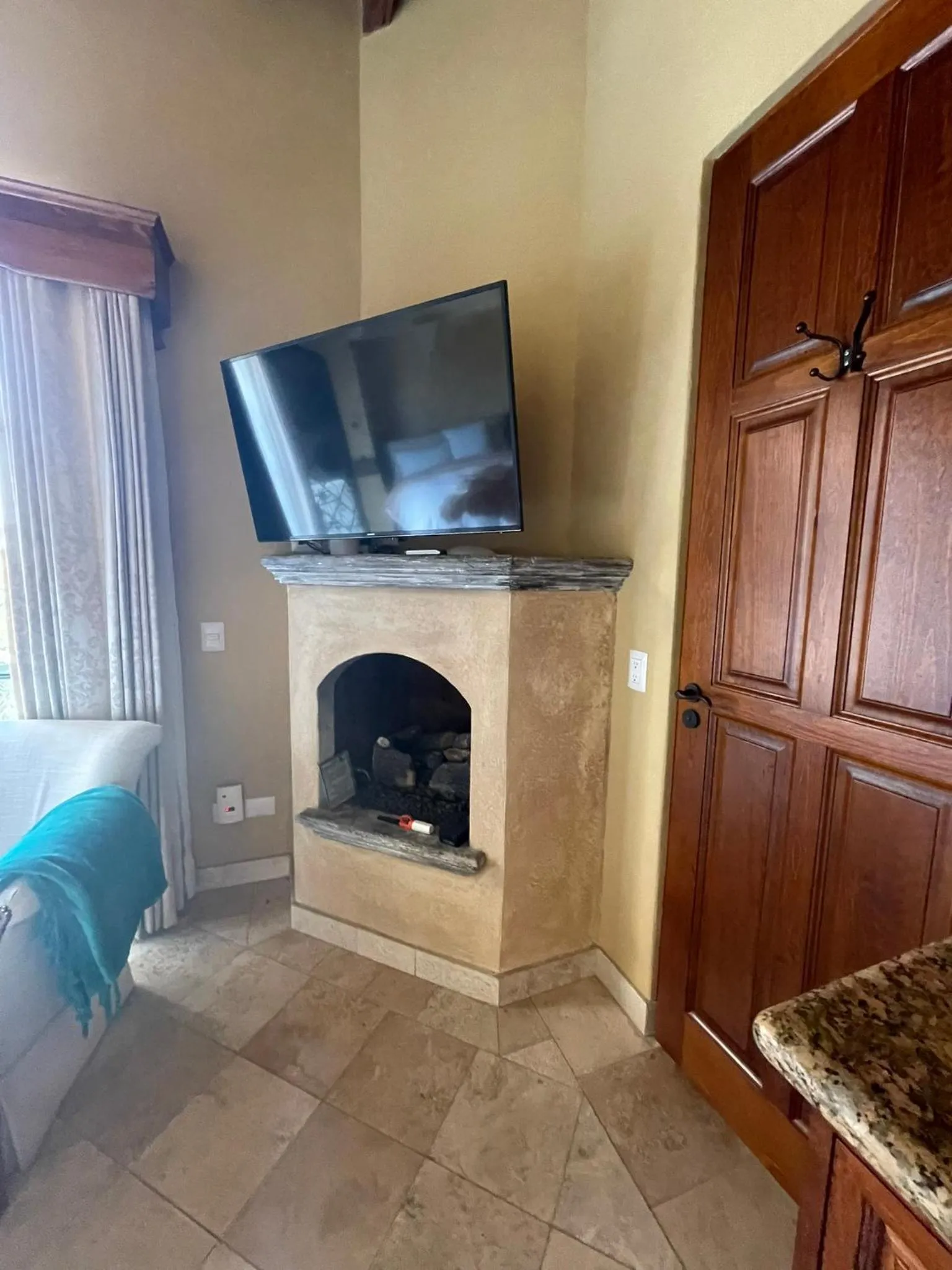 TV and multimedia in Casa Grande Luxury Boutique Hotel