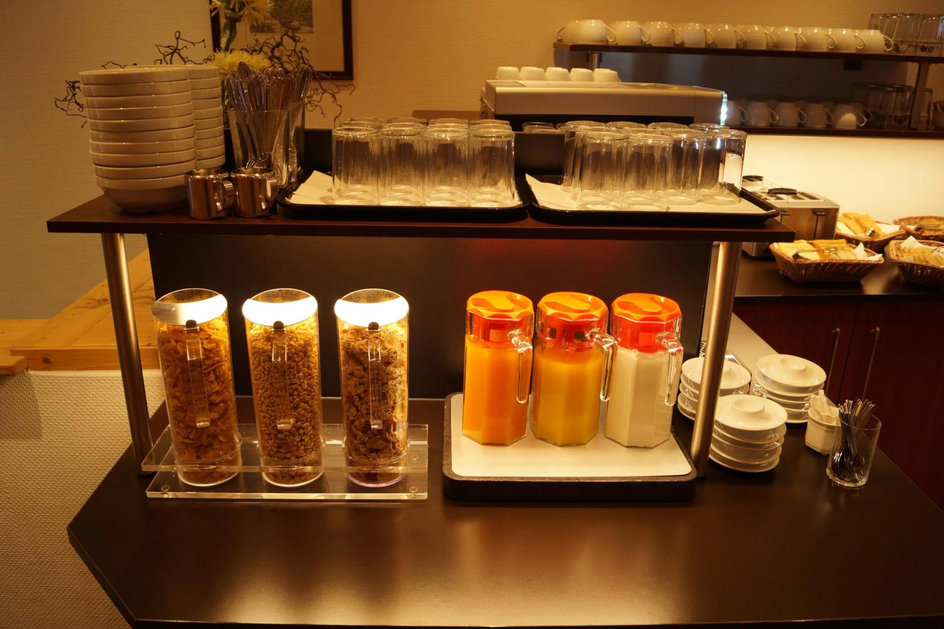 Buffet breakfast in Pension am Heusteig