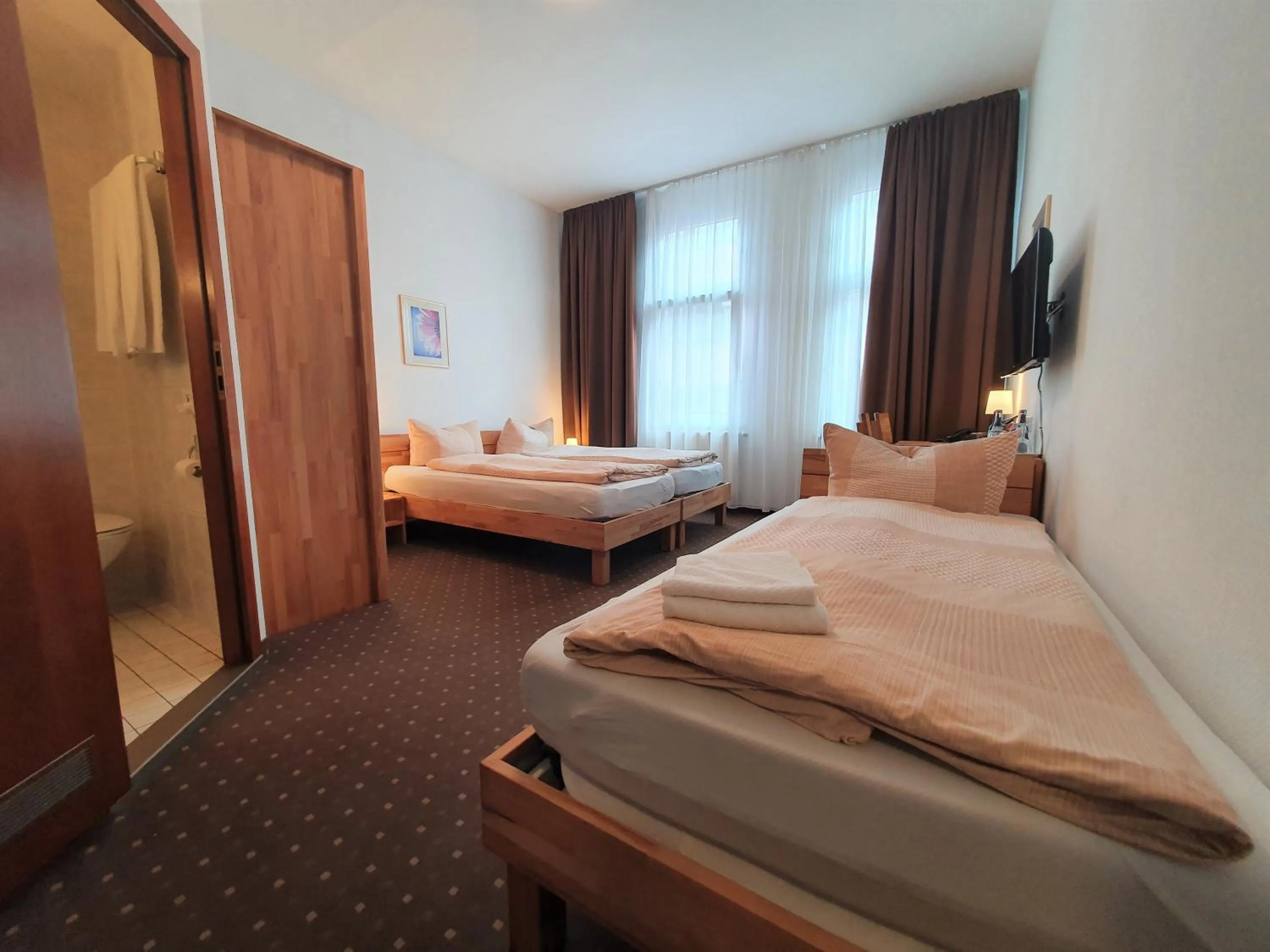 Photo of the whole room, Bed in Pension am Heusteig