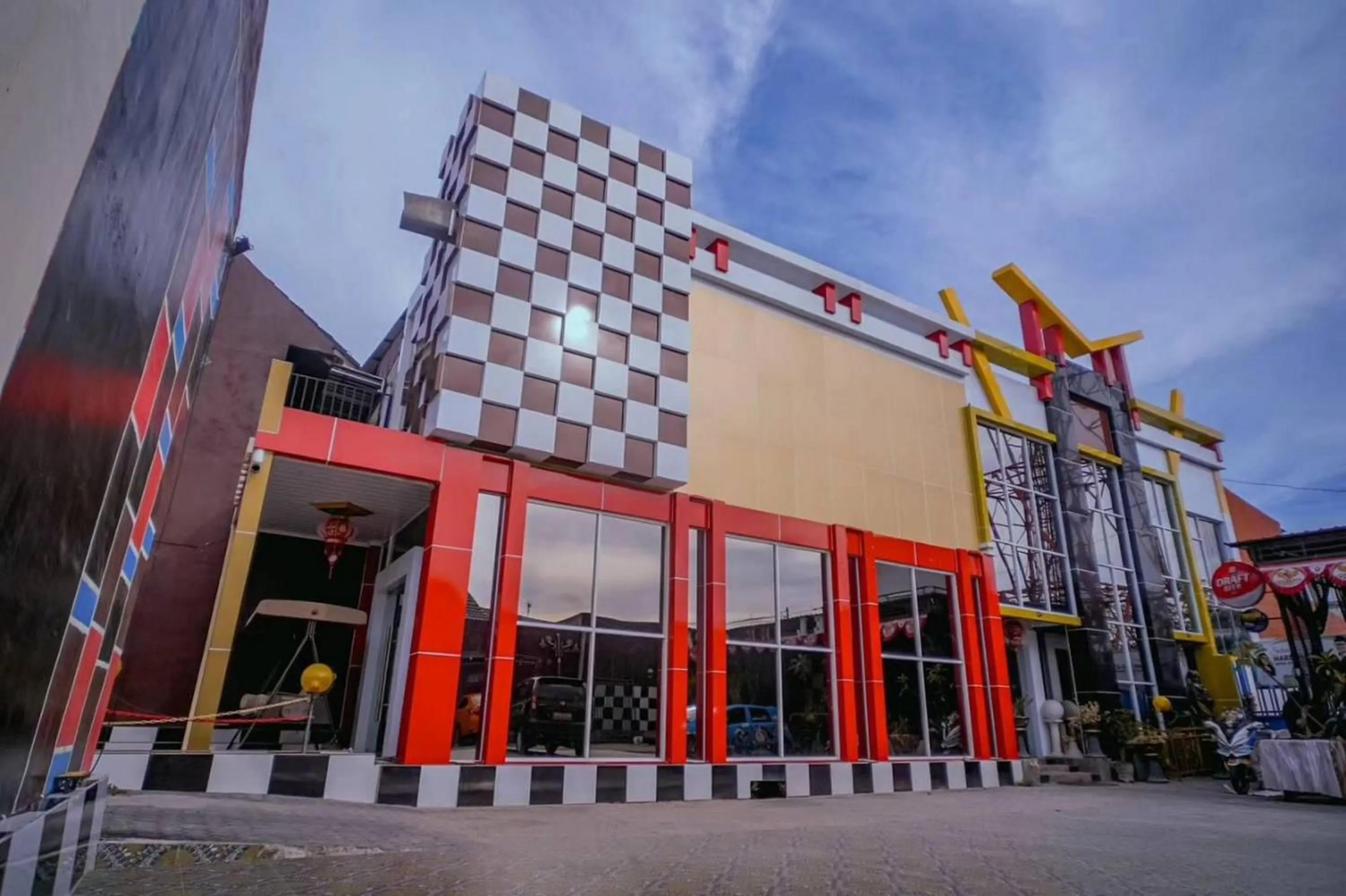 Property building in The One Hotel Gorontalo Mitra RedDoorz