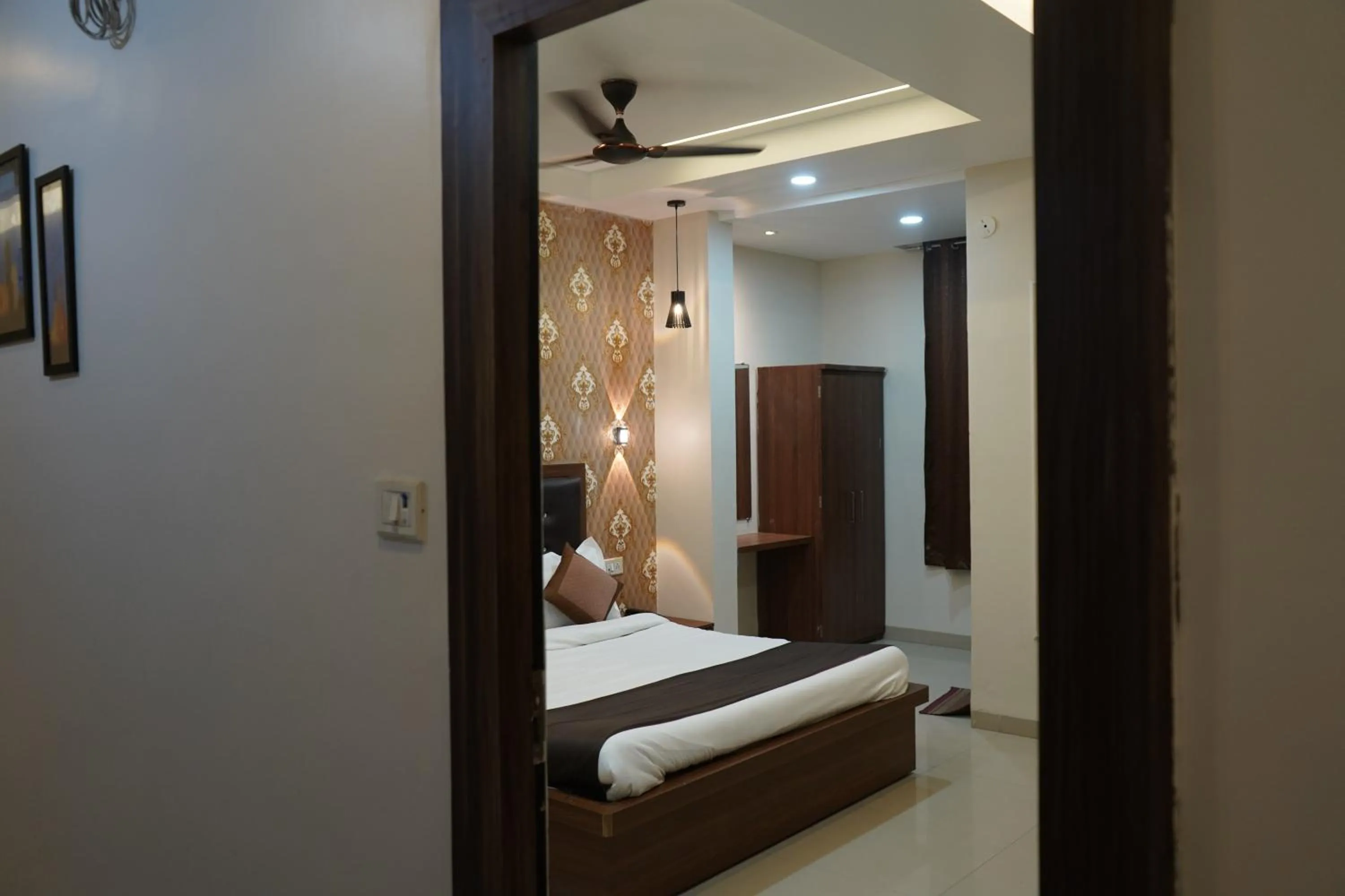 Bed in Hotel Shubhshree