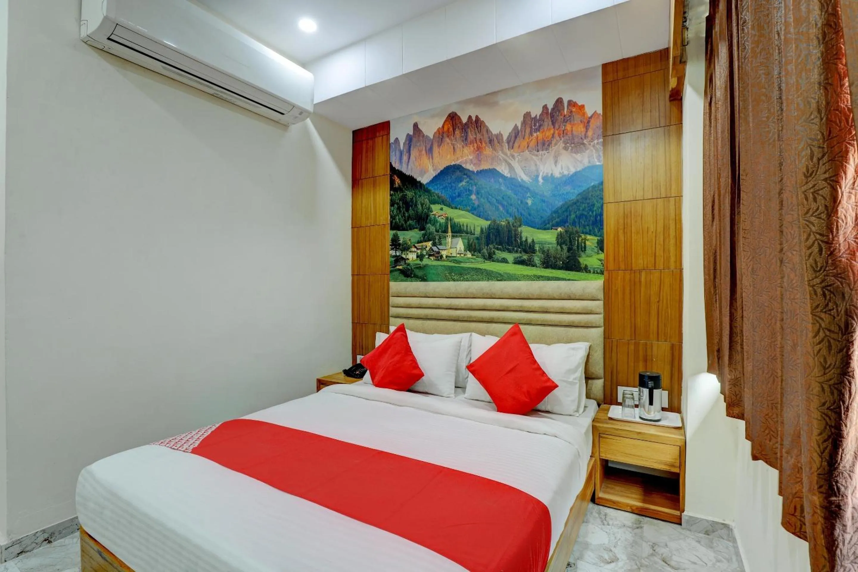 Bedroom in Hotel O Sai Villa