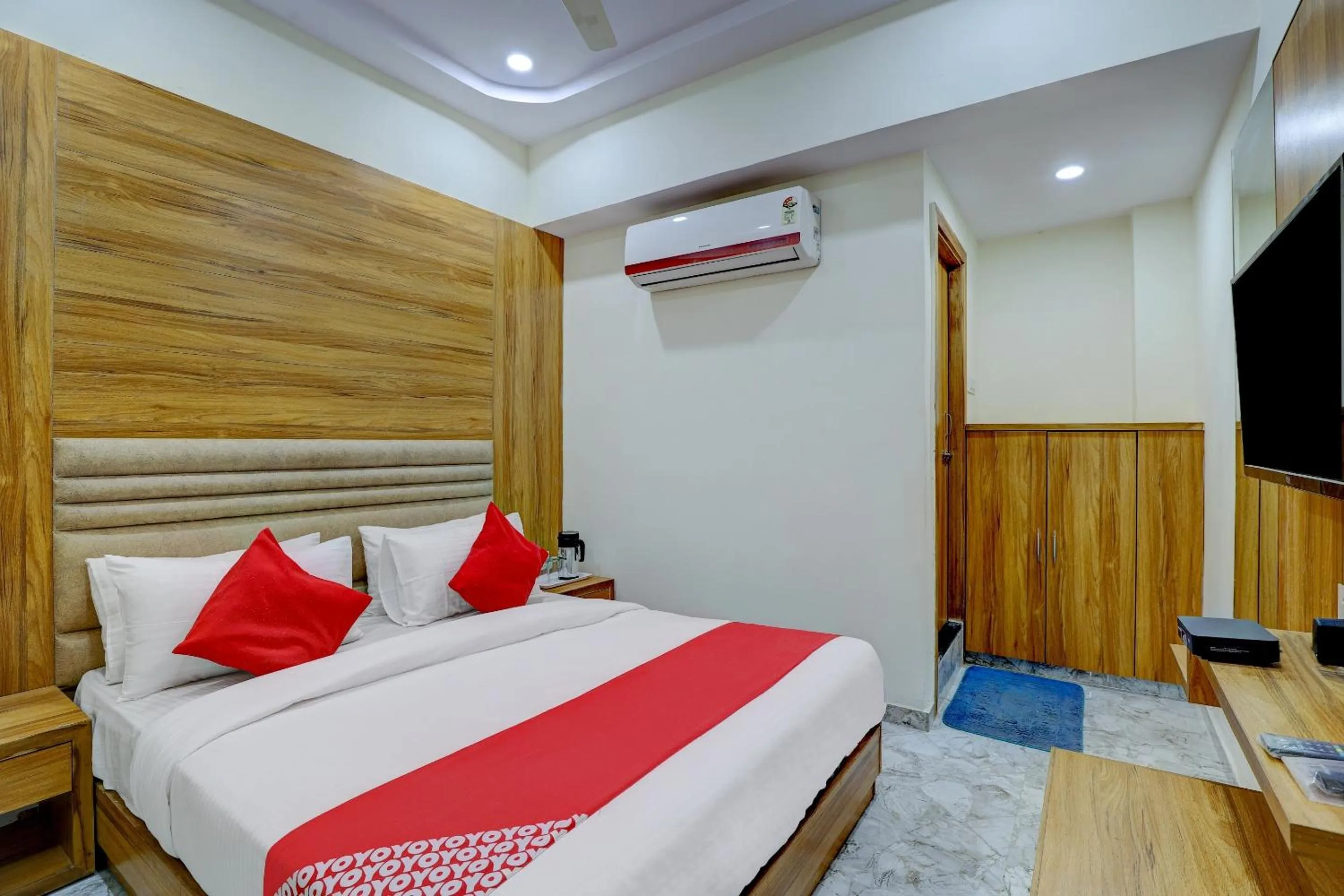 Bedroom in Hotel O Sai Villa