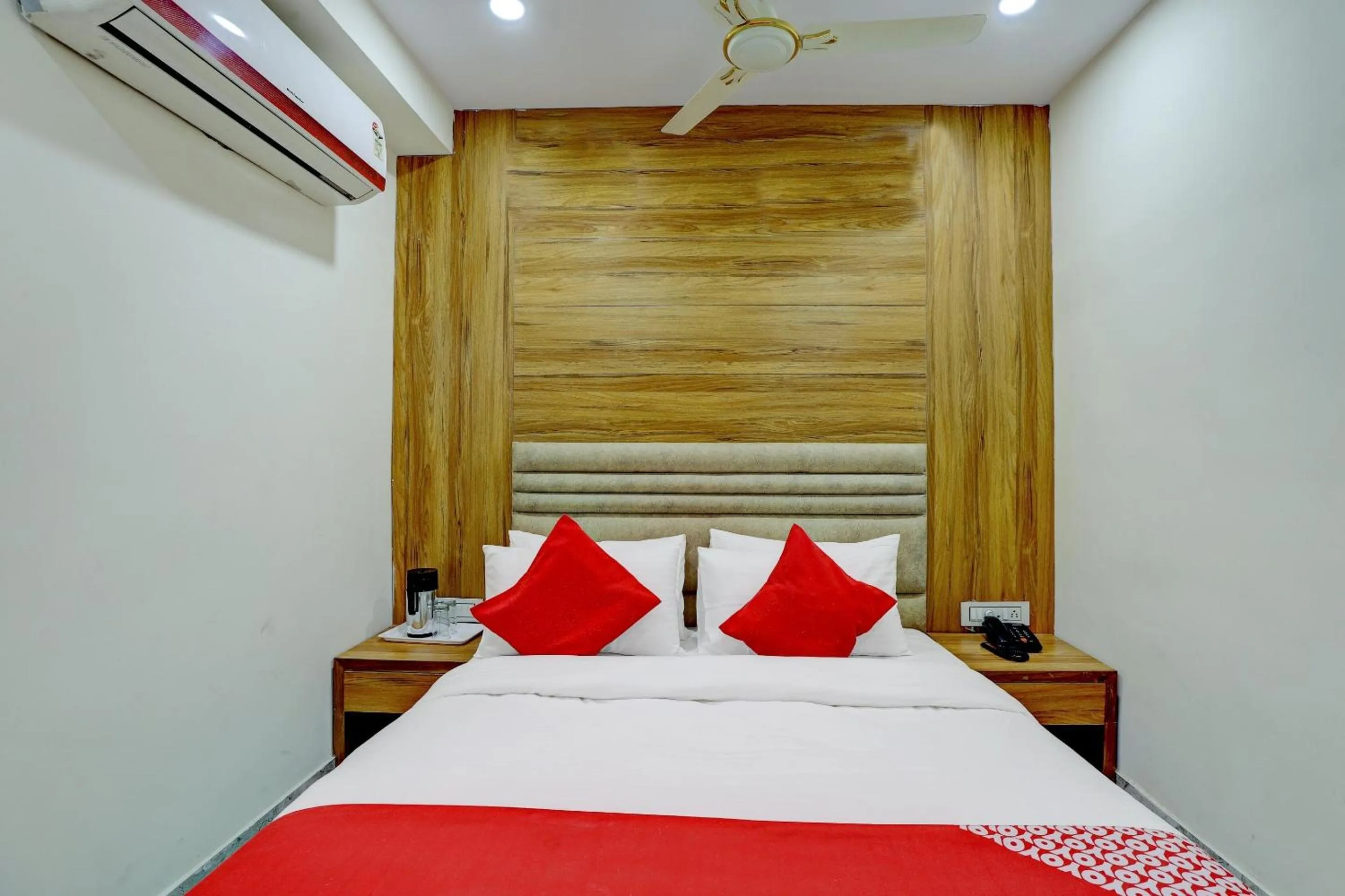 Facade/entrance in Hotel O Sai Villa