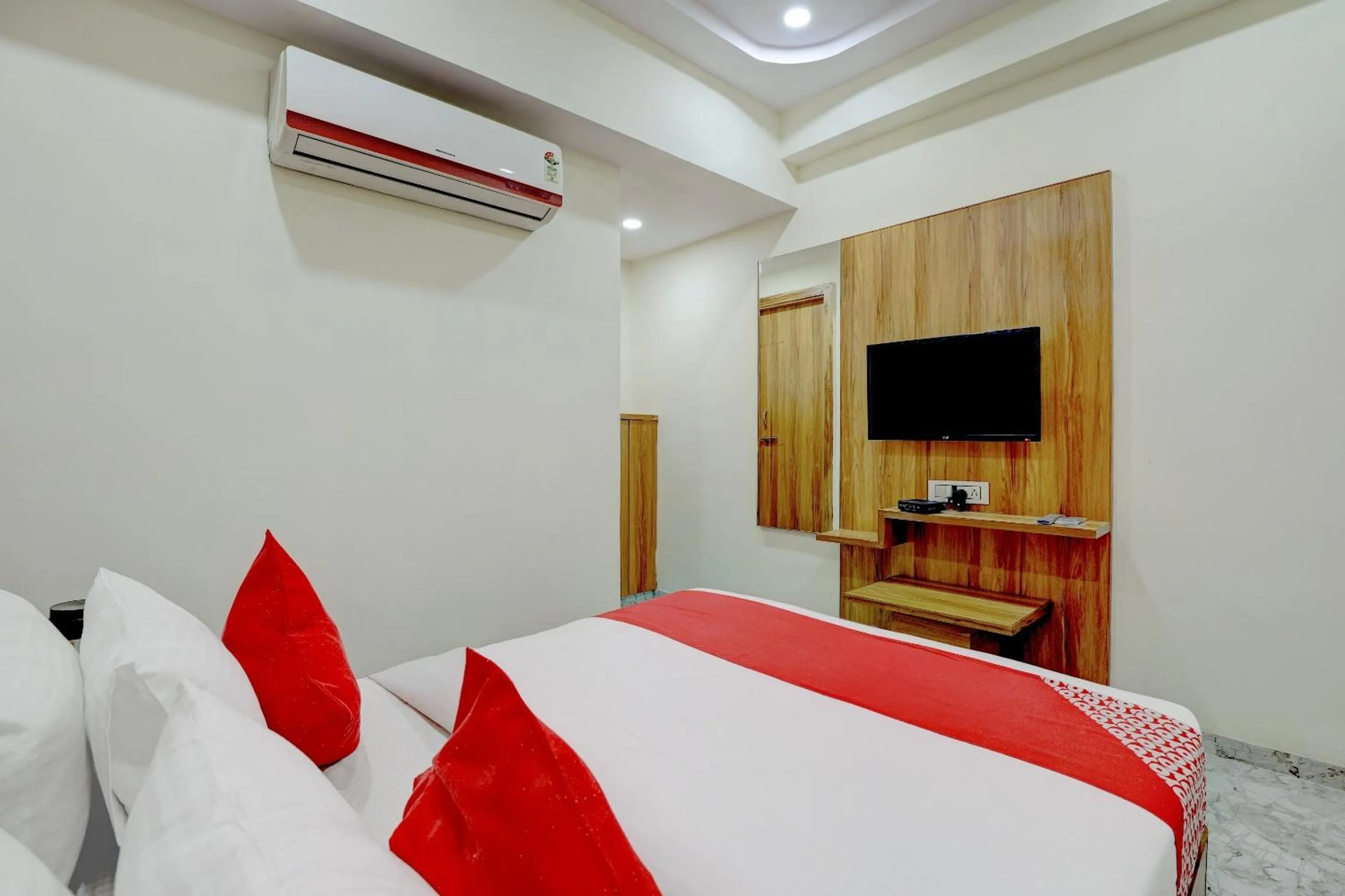 Bedroom in Hotel O Sai Villa