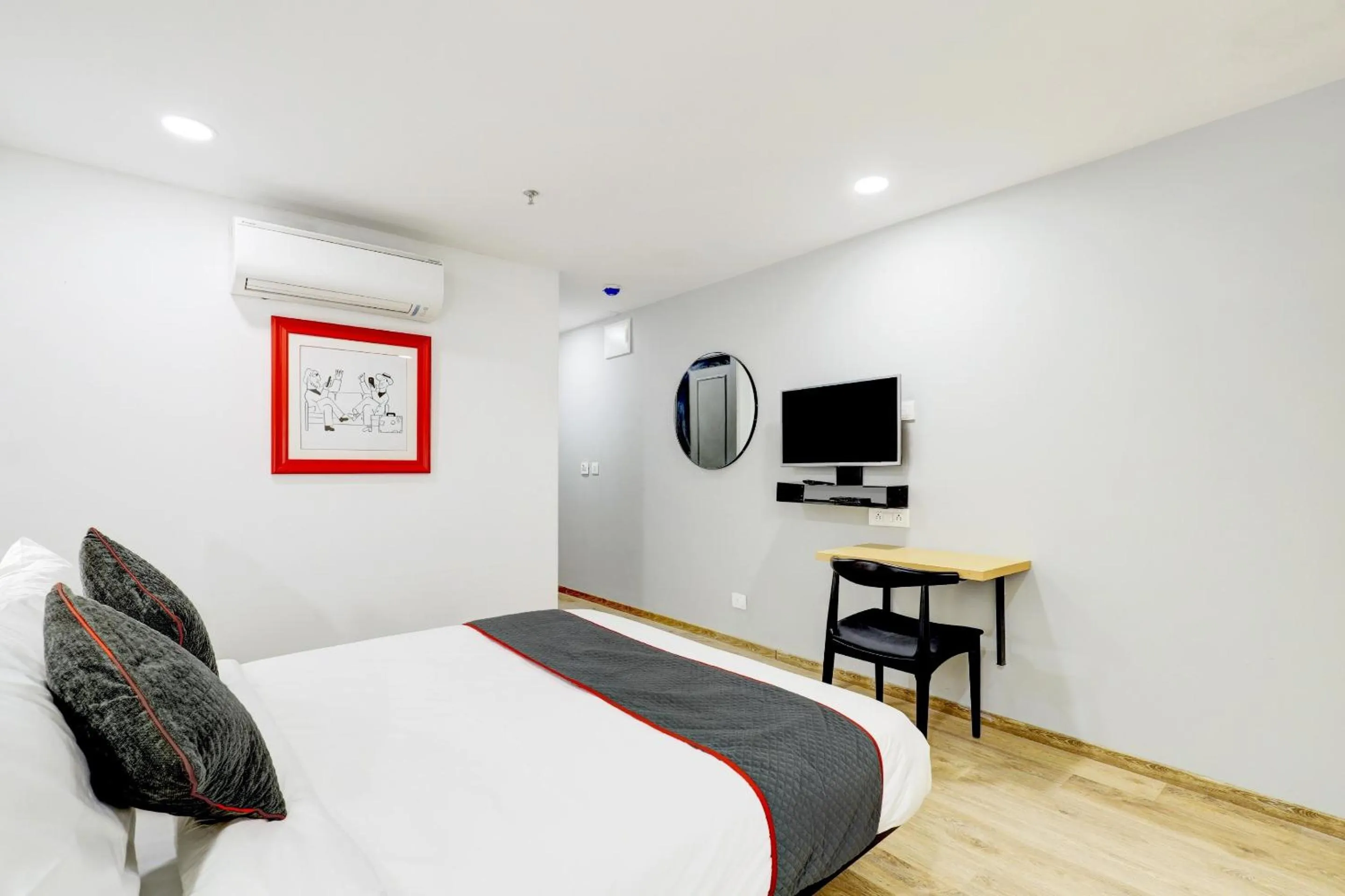 Bedroom, Bed in Super Townhouse Rajyash Rise