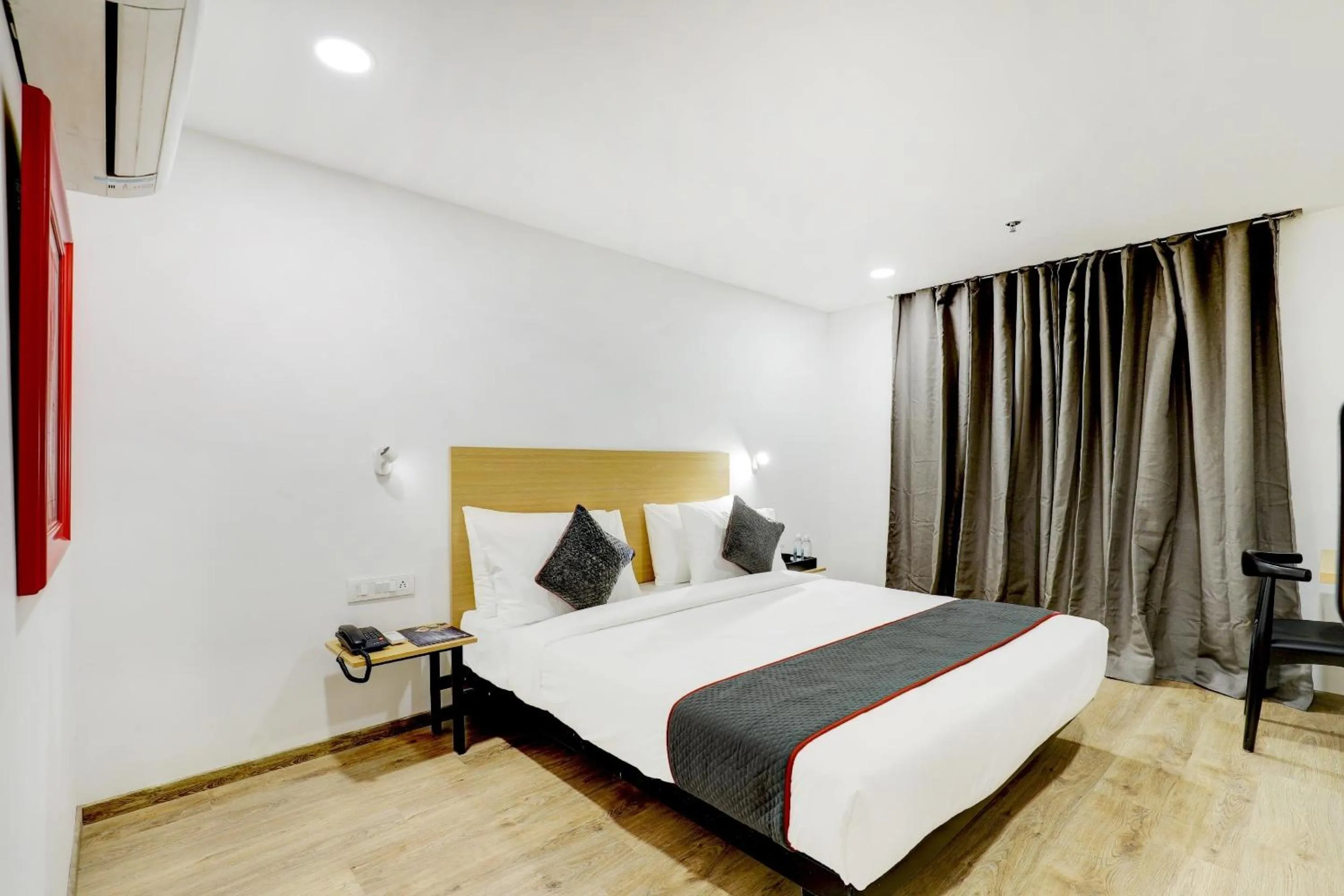 Bedroom, Bed in Super Townhouse Rajyash Rise