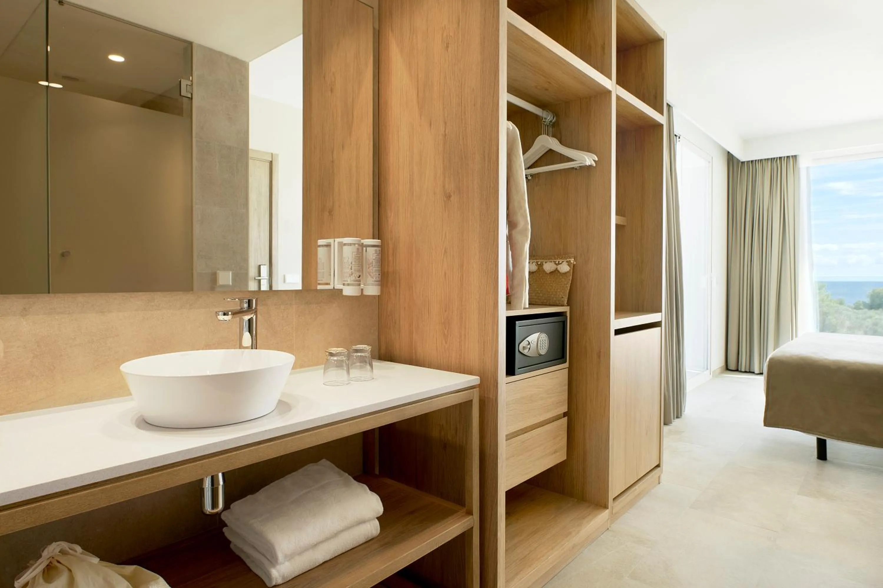 Bathroom in Iberostar Waves Cala Domingos All Inclusive