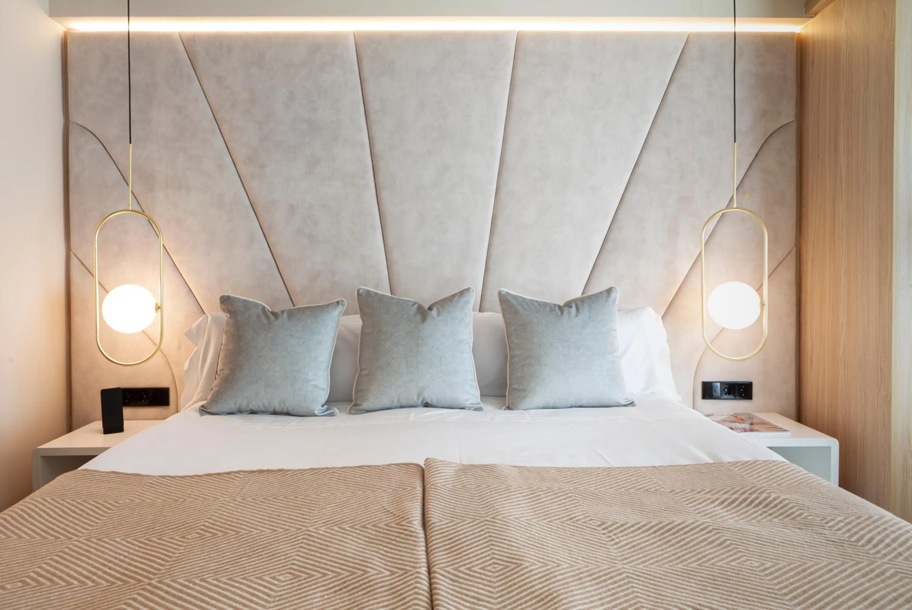 Bed in Nivia Born Boutique Hotel
