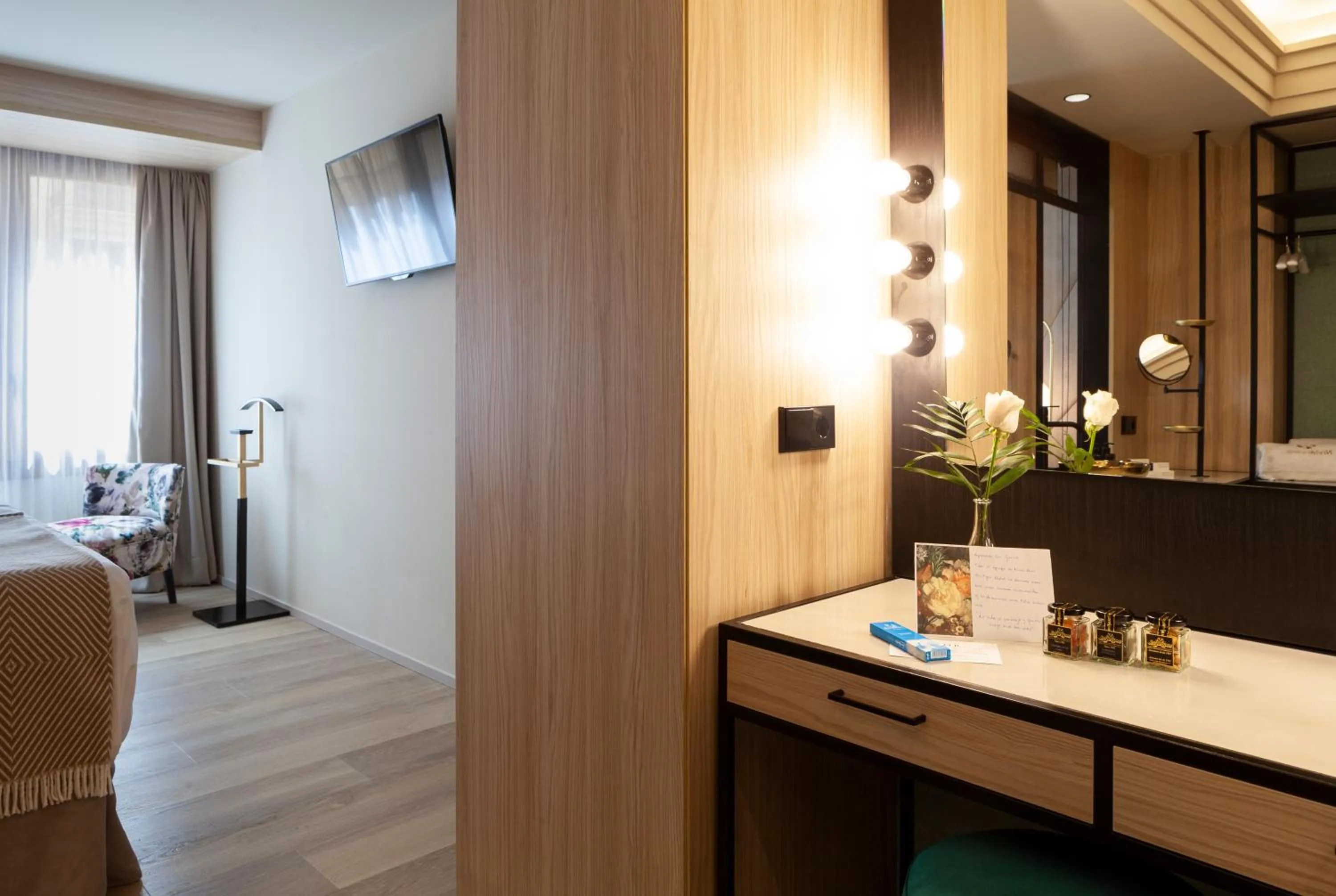 Decorative detail, Bed in Nivia Born Boutique Hotel