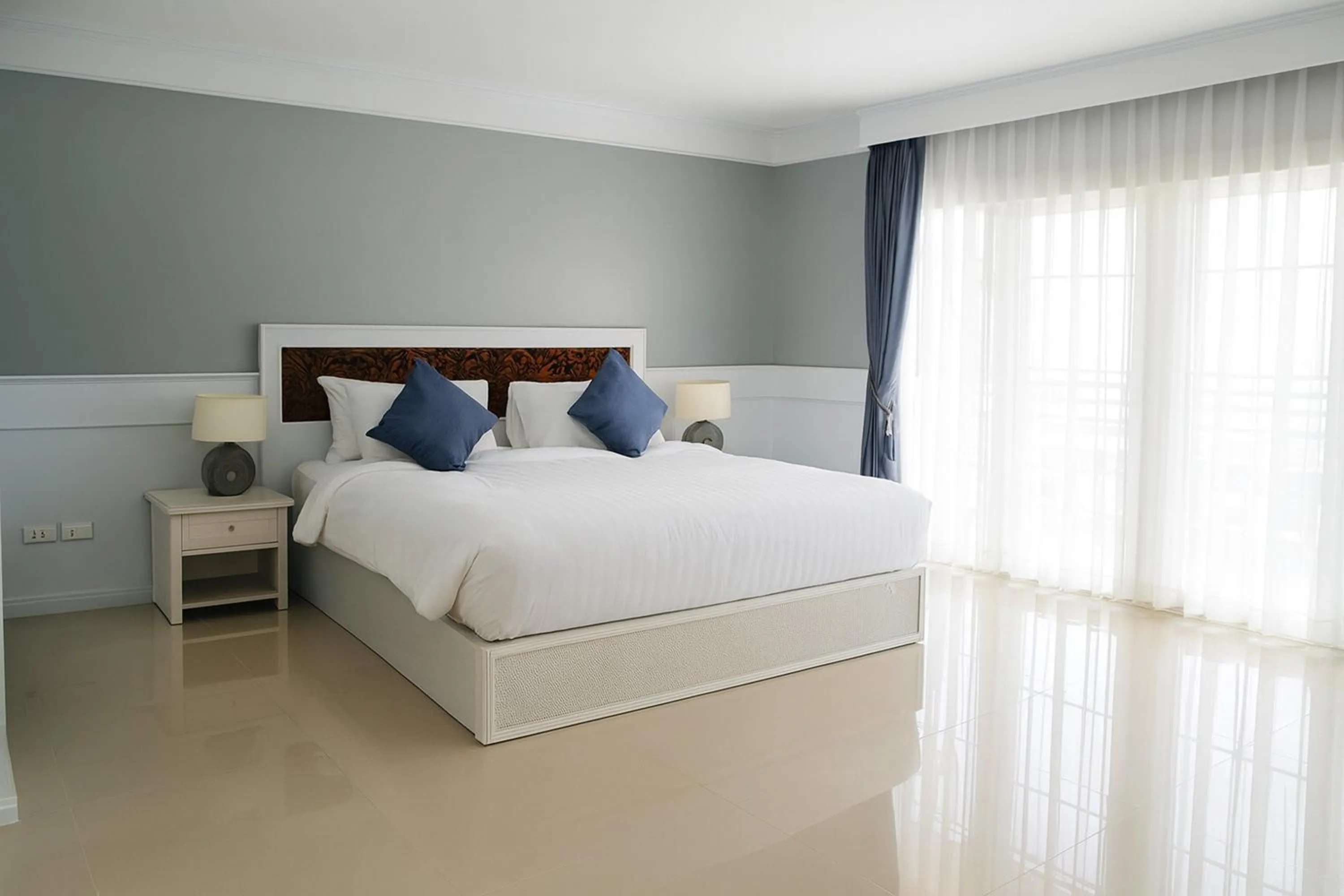 Bed in River Breeze Chiangsaen