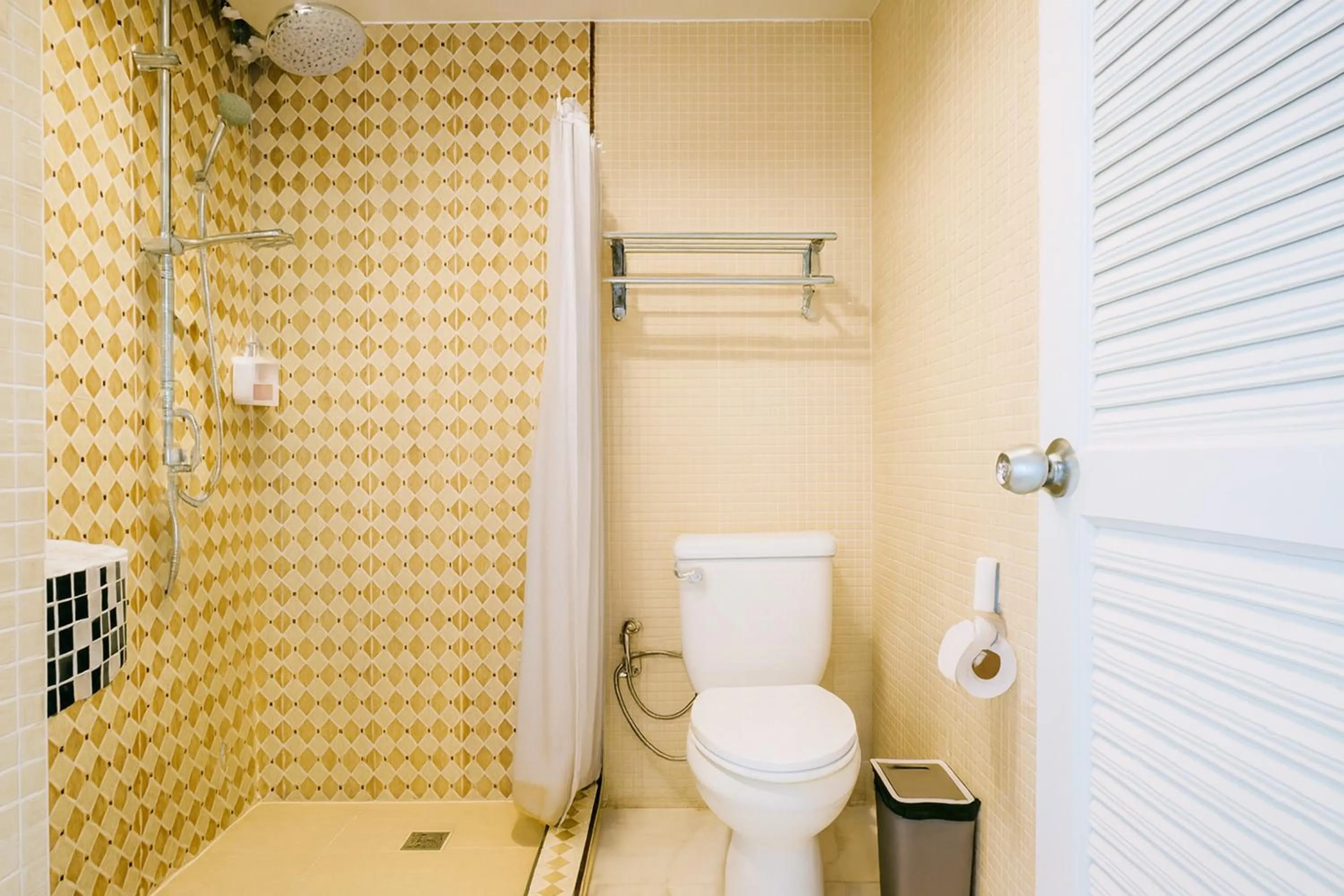 Shower in River Breeze Chiangsaen