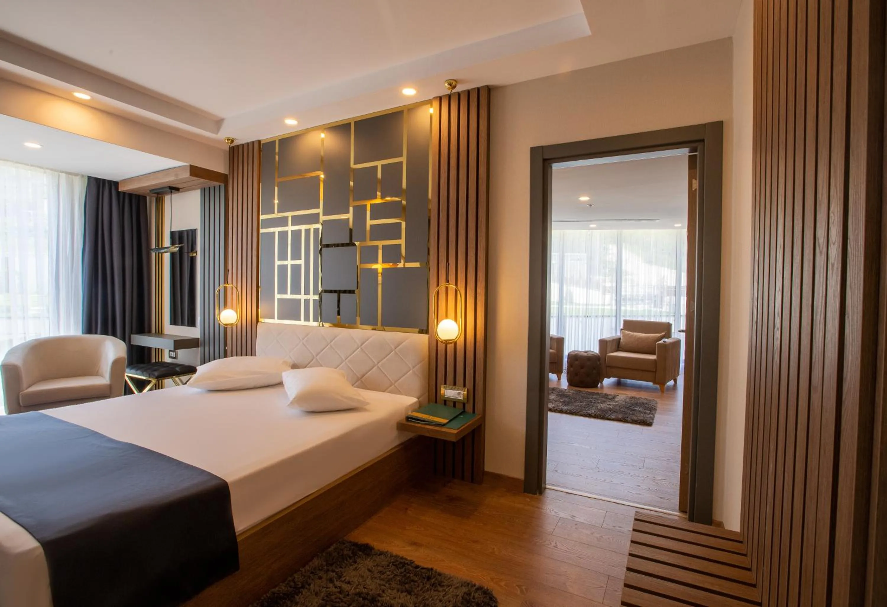 Communal lounge/ TV room, Bed in Cabir Deluxe Hotel Sapanca