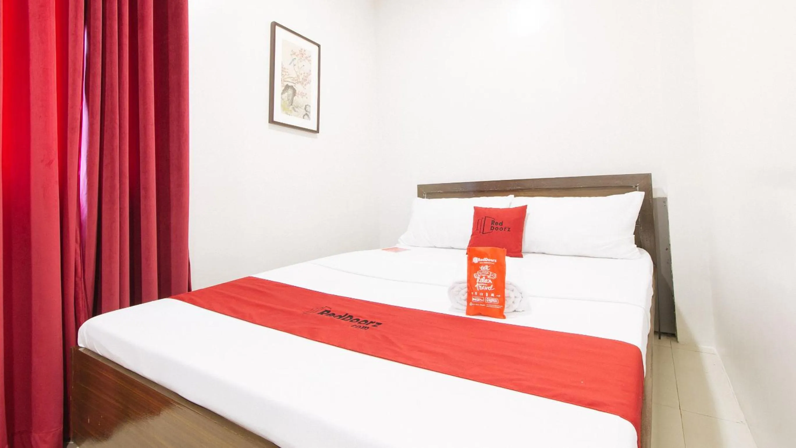 Bed in RedDoorz near Fernwoods Garden Quezon City