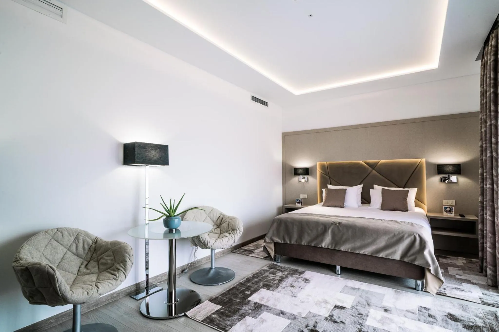 Bed in Hotel Eden Garden Spa