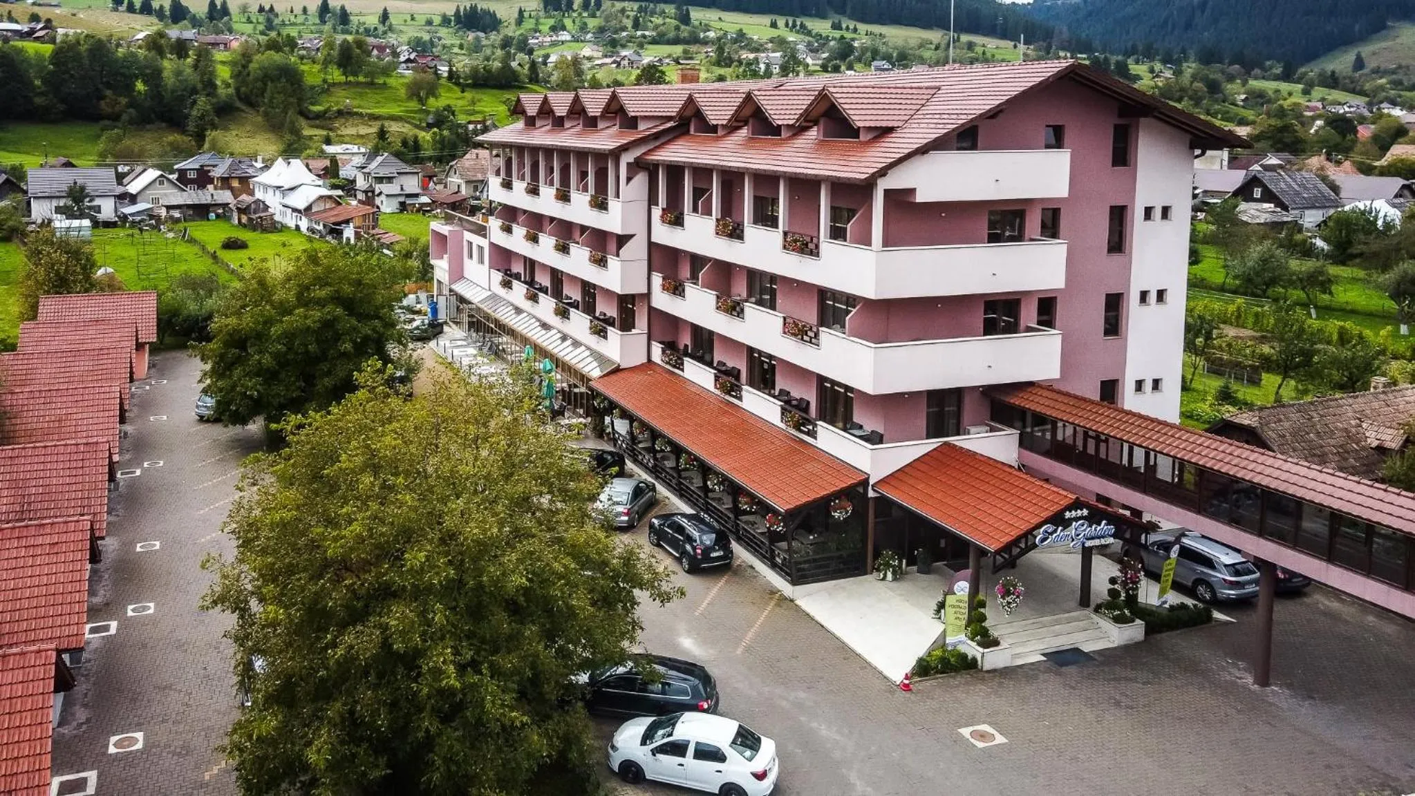 Hotel Eden Garden Spa