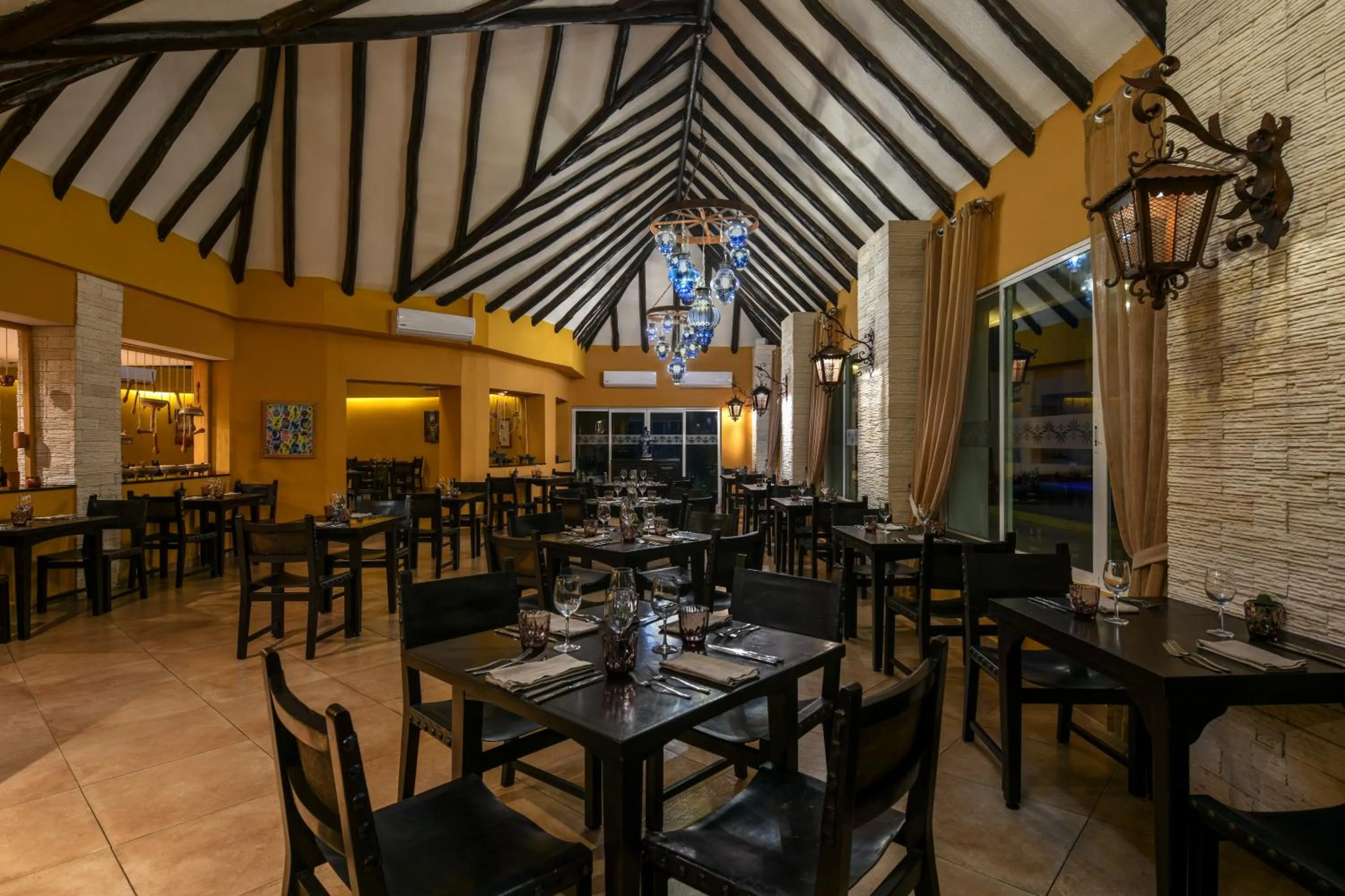 Restaurant/places to eat in El Dorado Seaside Palms, Catamarán, Ecoturistic Ranch, All & More Inclusive - Adults Only