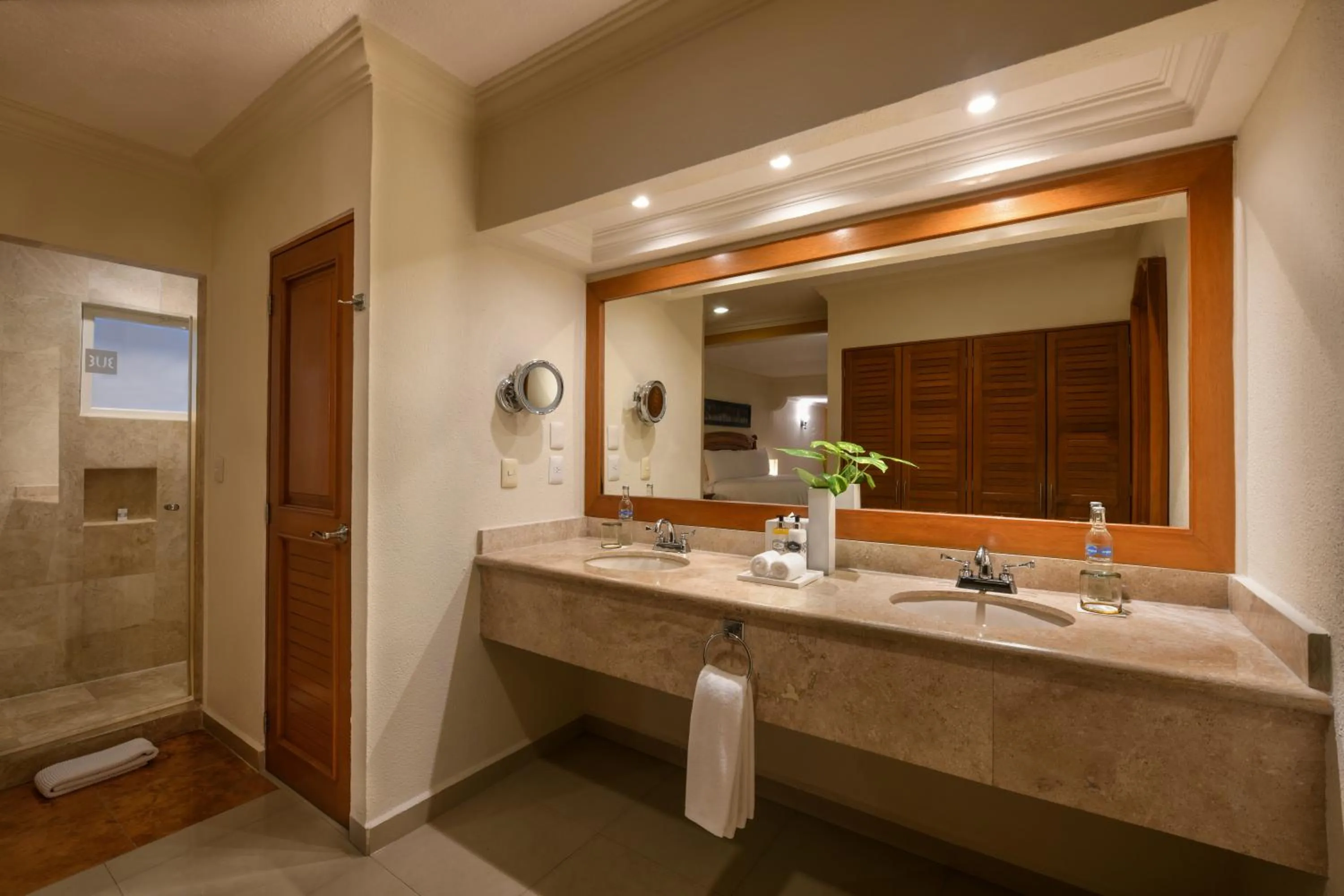 Shower in El Dorado Seaside Palms, Catamarán, Ecoturistic Ranch, All & More Inclusive - Adults Only