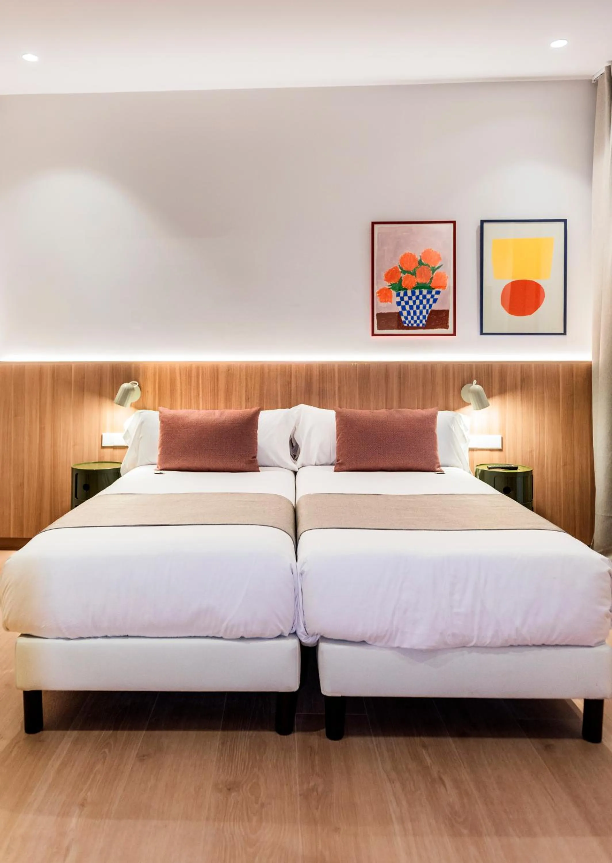 Bed in Hotel California