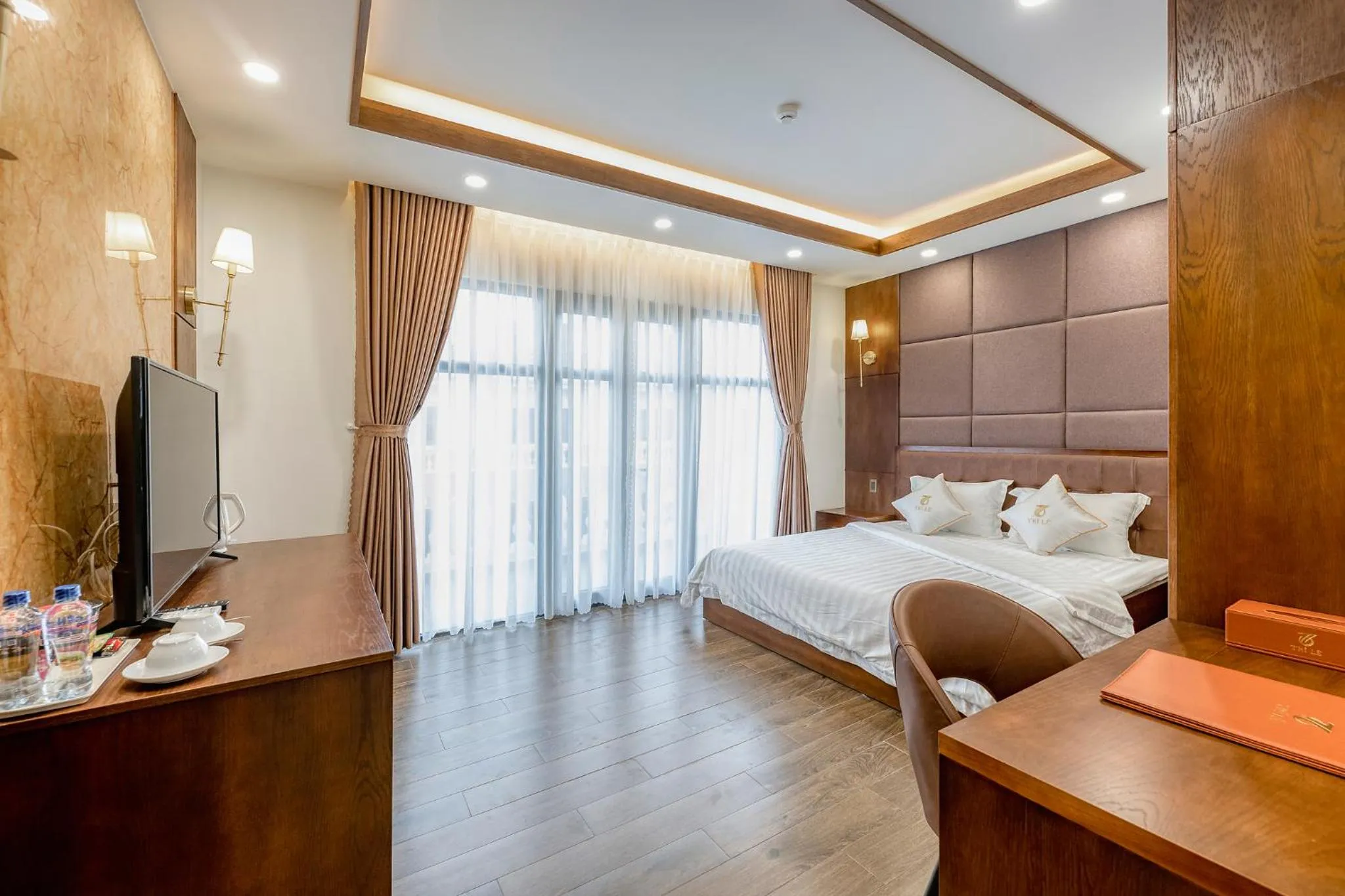 Bedroom, Bed in Hotel Trí Lê