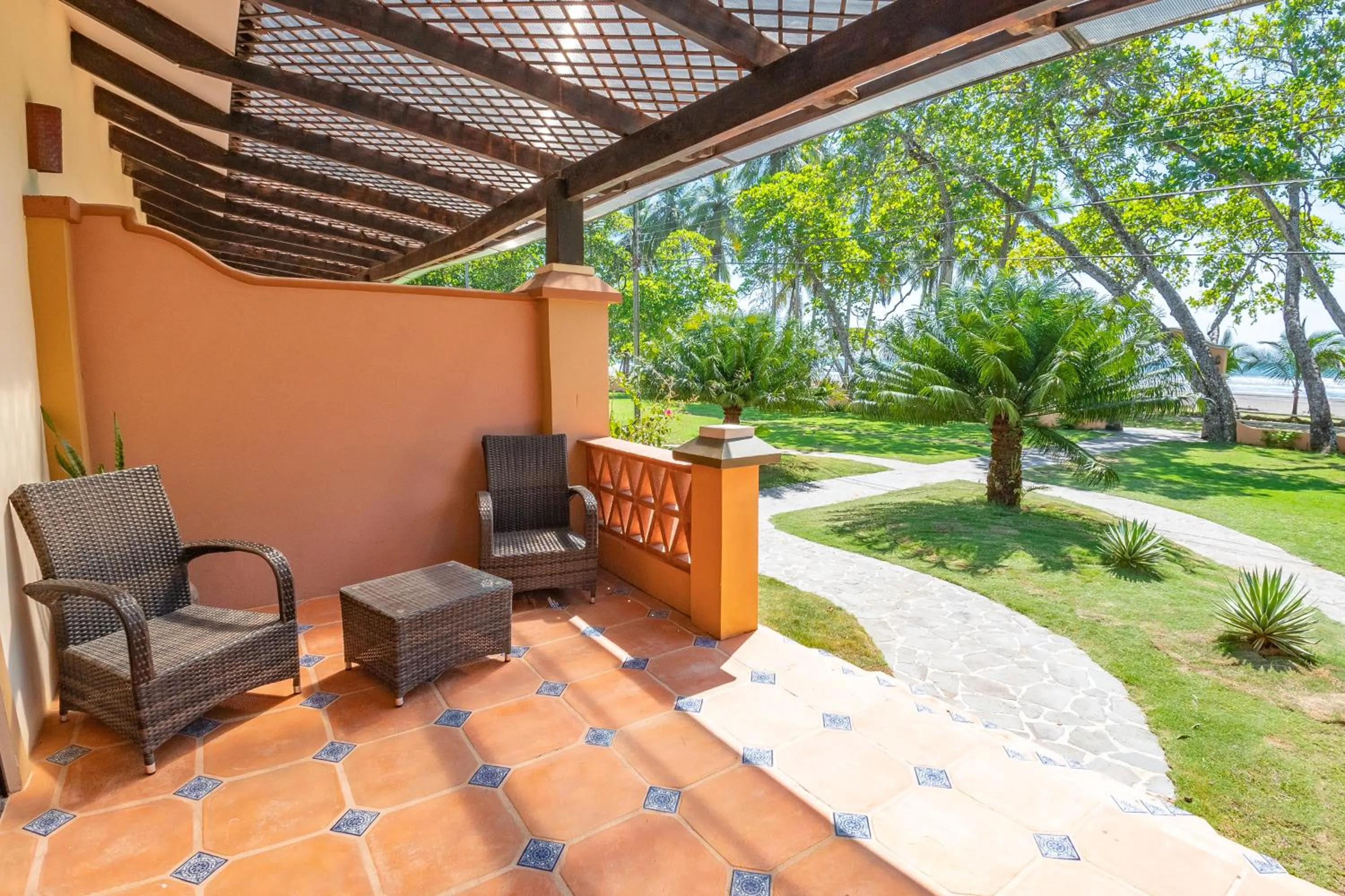 Garden view in Sunset del Mar Beach Resort