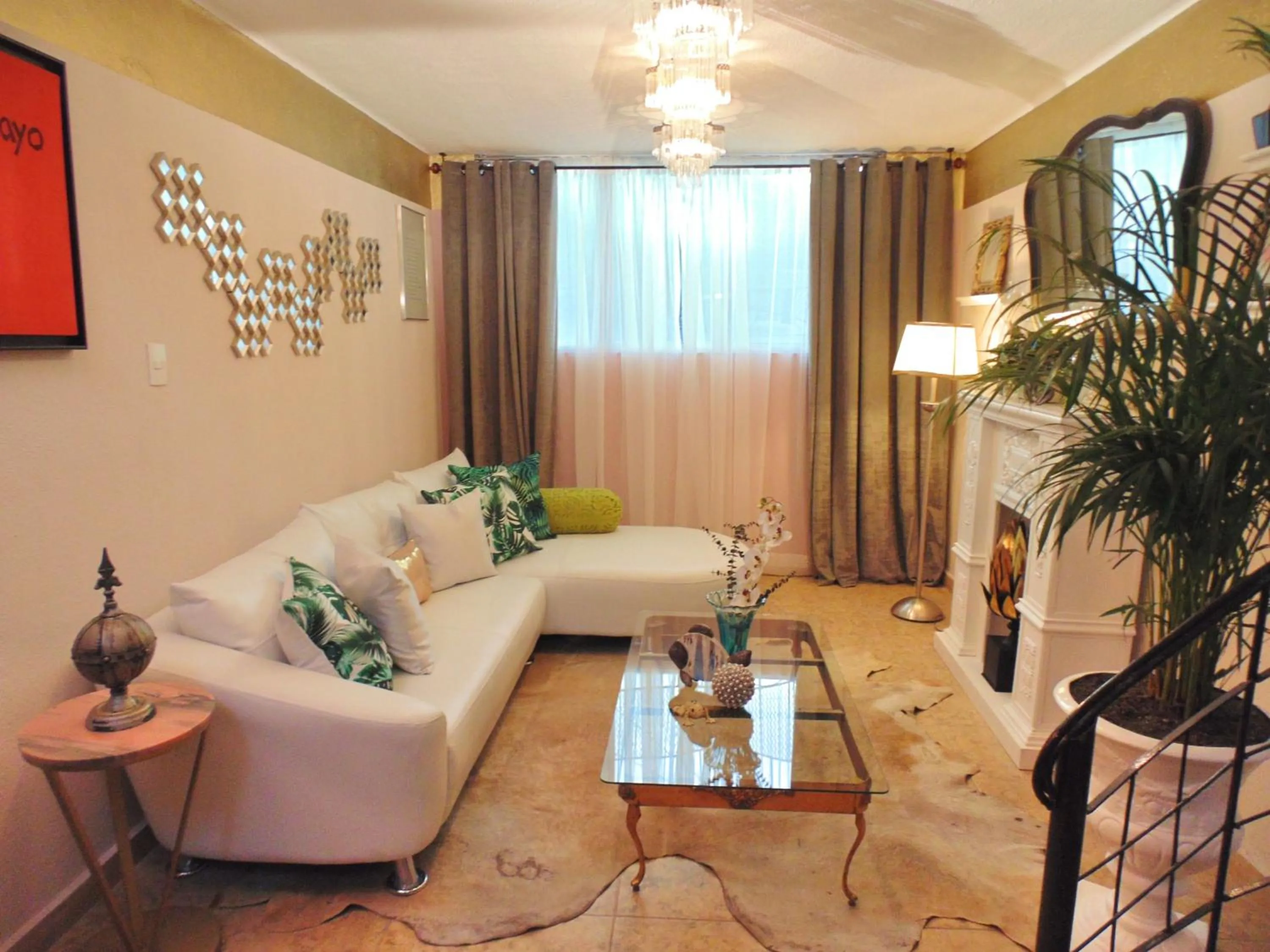 Living room in Suites Viveros de Coyoacán, estilo y comfort