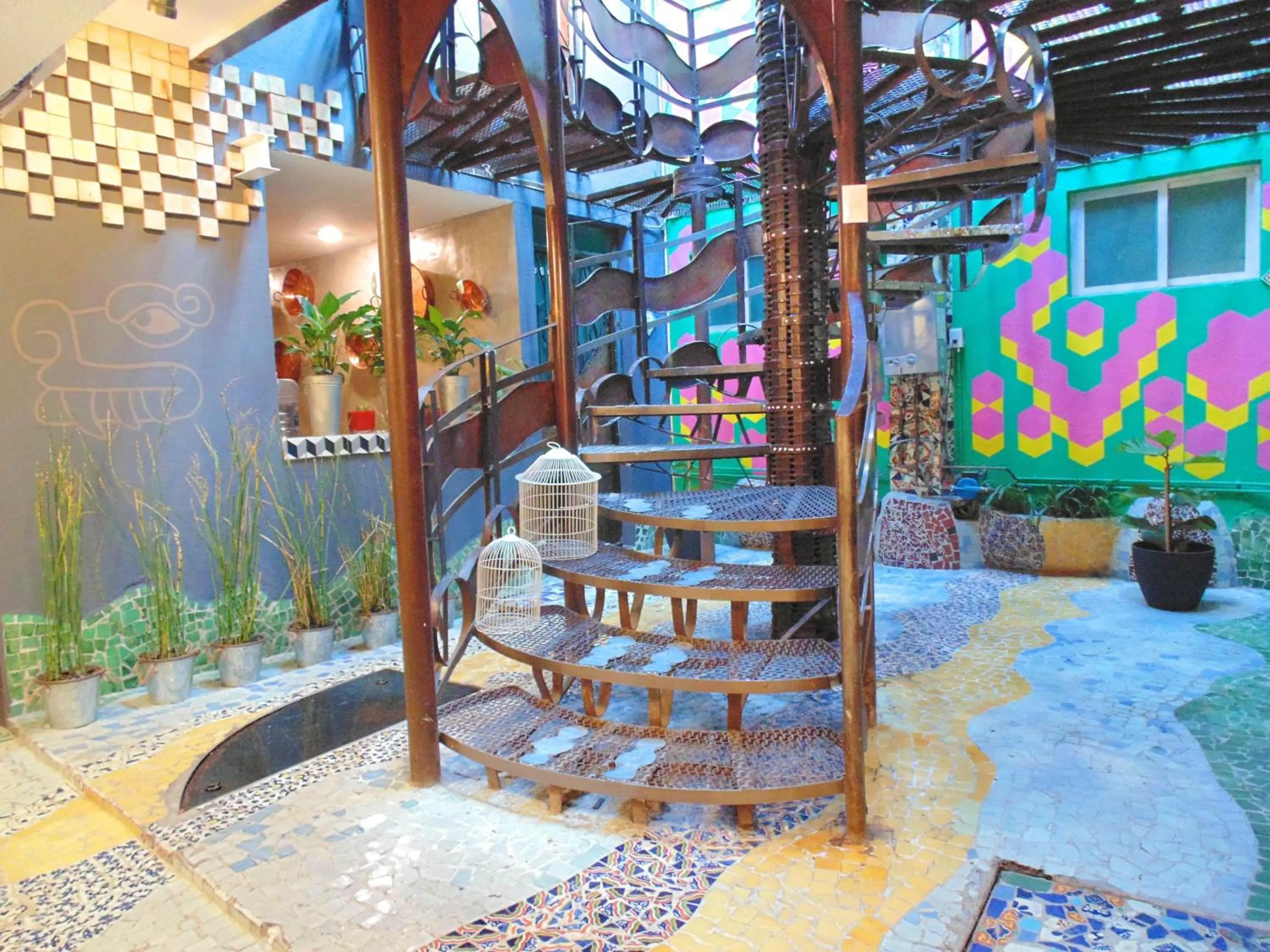 Area and facilities in Suites Viveros de Coyoacán, estilo y comfort