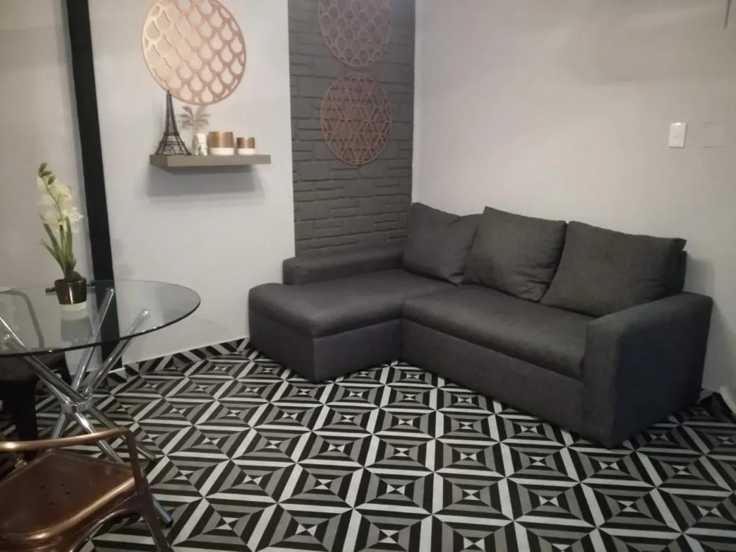 Living room in Suites Viveros de Coyoacán, estilo y comfort