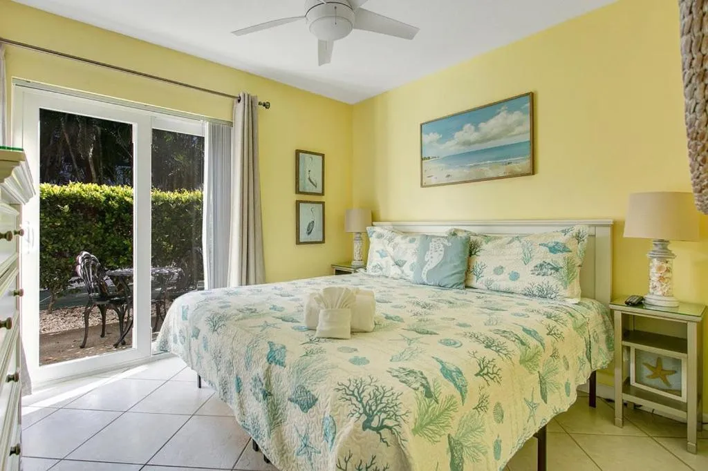 Bed in Five Palms Vacation Rentals- Daily - Weekly - Monthly