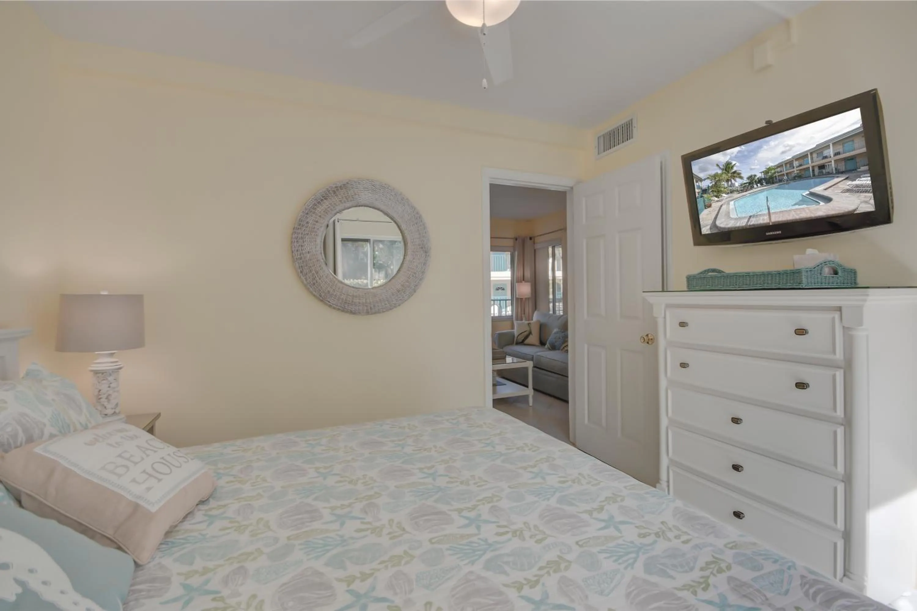 Bed in Five Palms Vacation Rentals- Daily - Weekly - Monthly