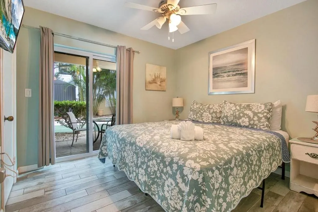 Bed in Five Palms Vacation Rentals- Daily - Weekly - Monthly