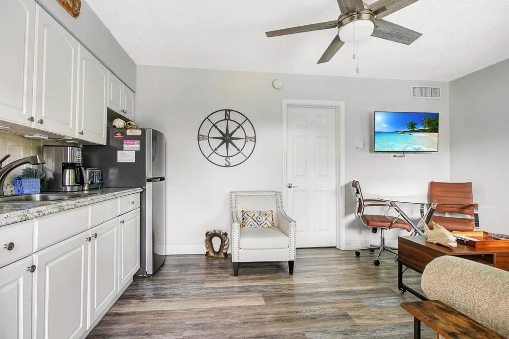 Five Palms Vacation Rentals- Daily - Weekly - Monthly