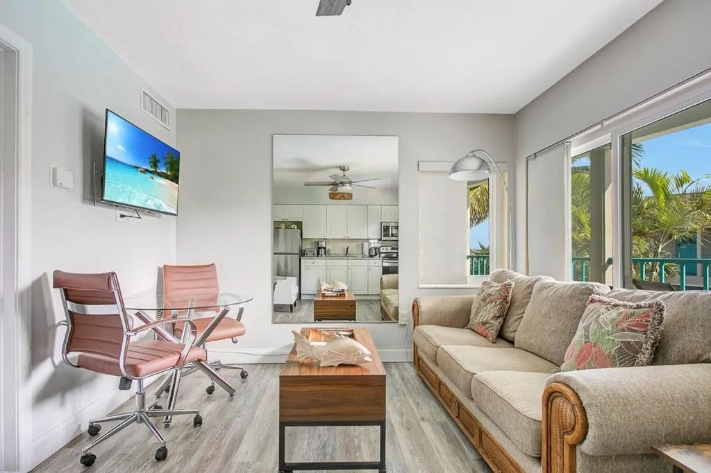 Five Palms Vacation Rentals- Daily - Weekly - Monthly