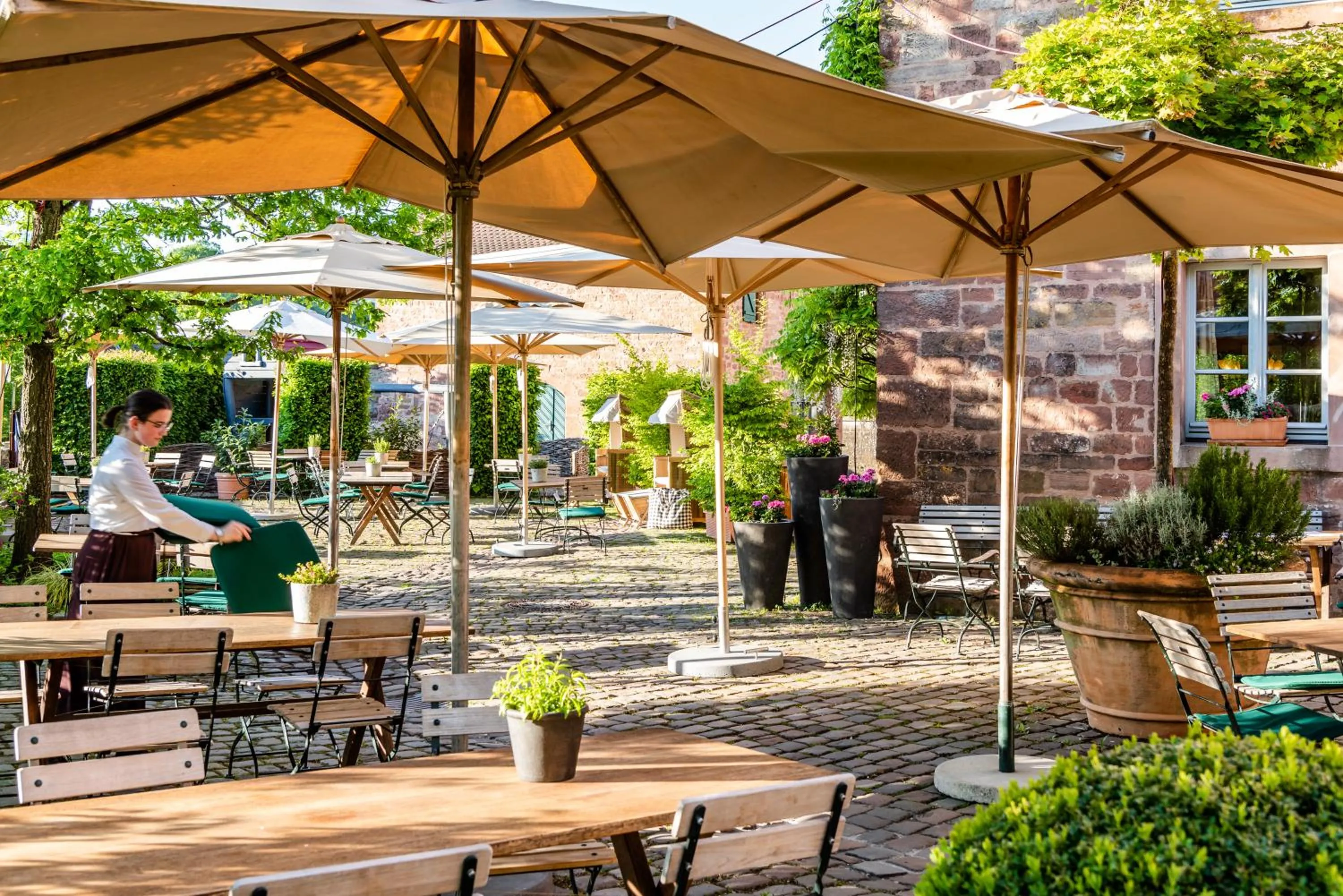 Restaurant/places to eat in Kloster Hornbach