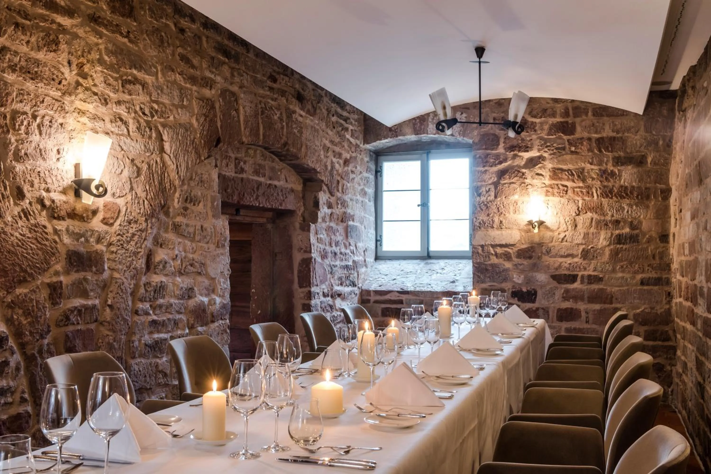 Restaurant/places to eat in Kloster Hornbach
