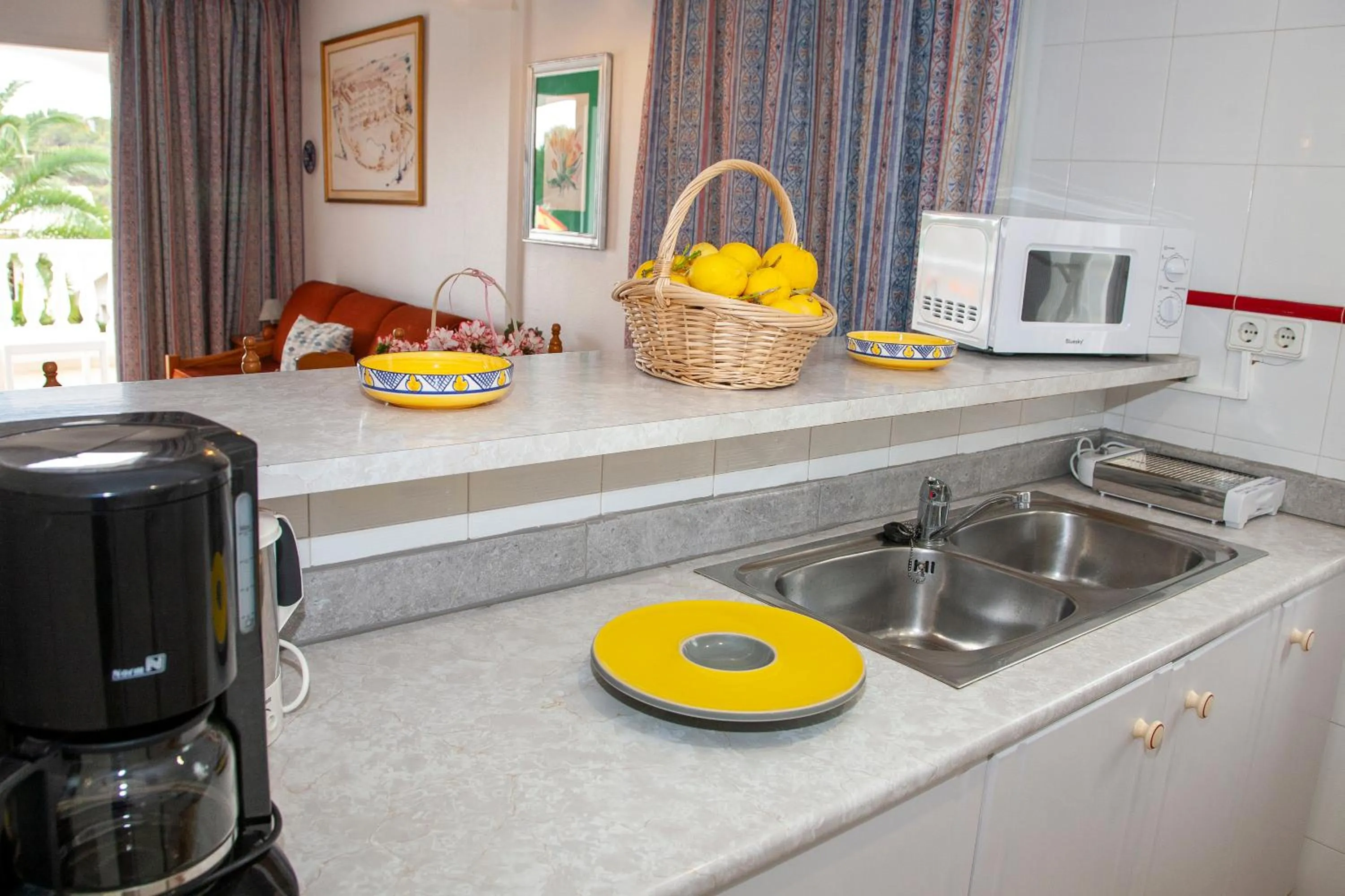 kitchen in Atalaya Bosque Apartamentos