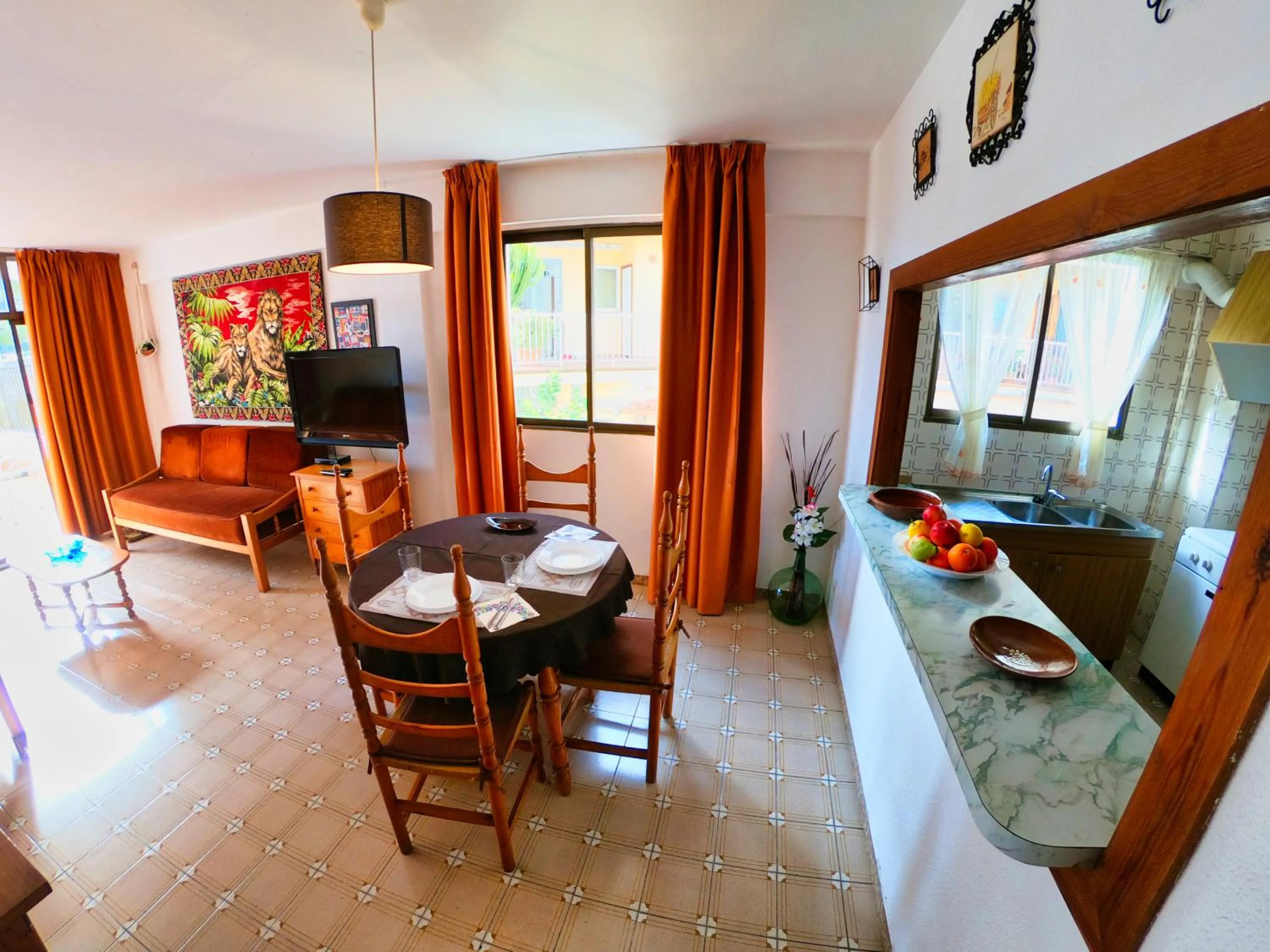 TV and multimedia in Bon Aire Apartamentos