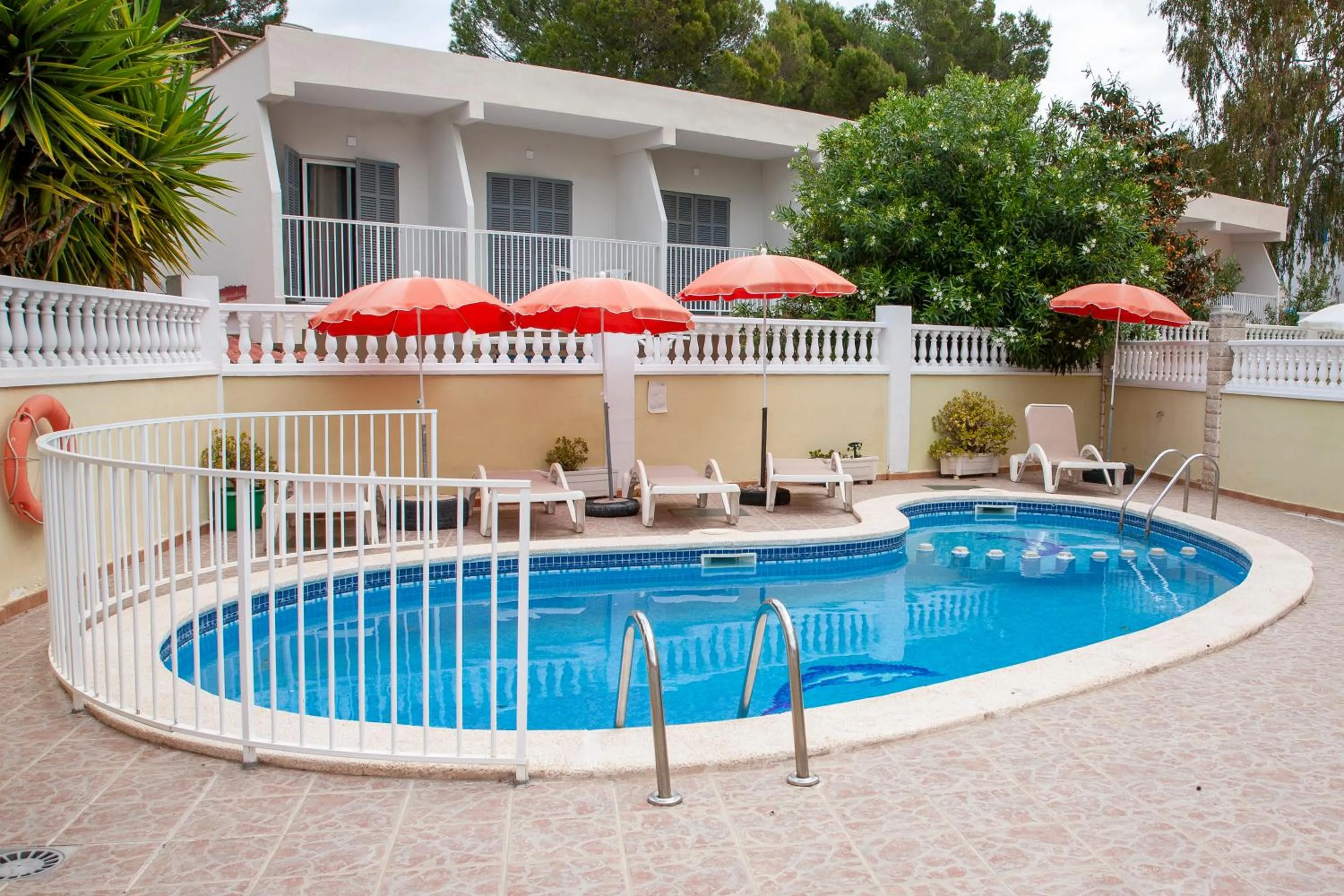 Swimming pool in Bon Aire Apartamentos