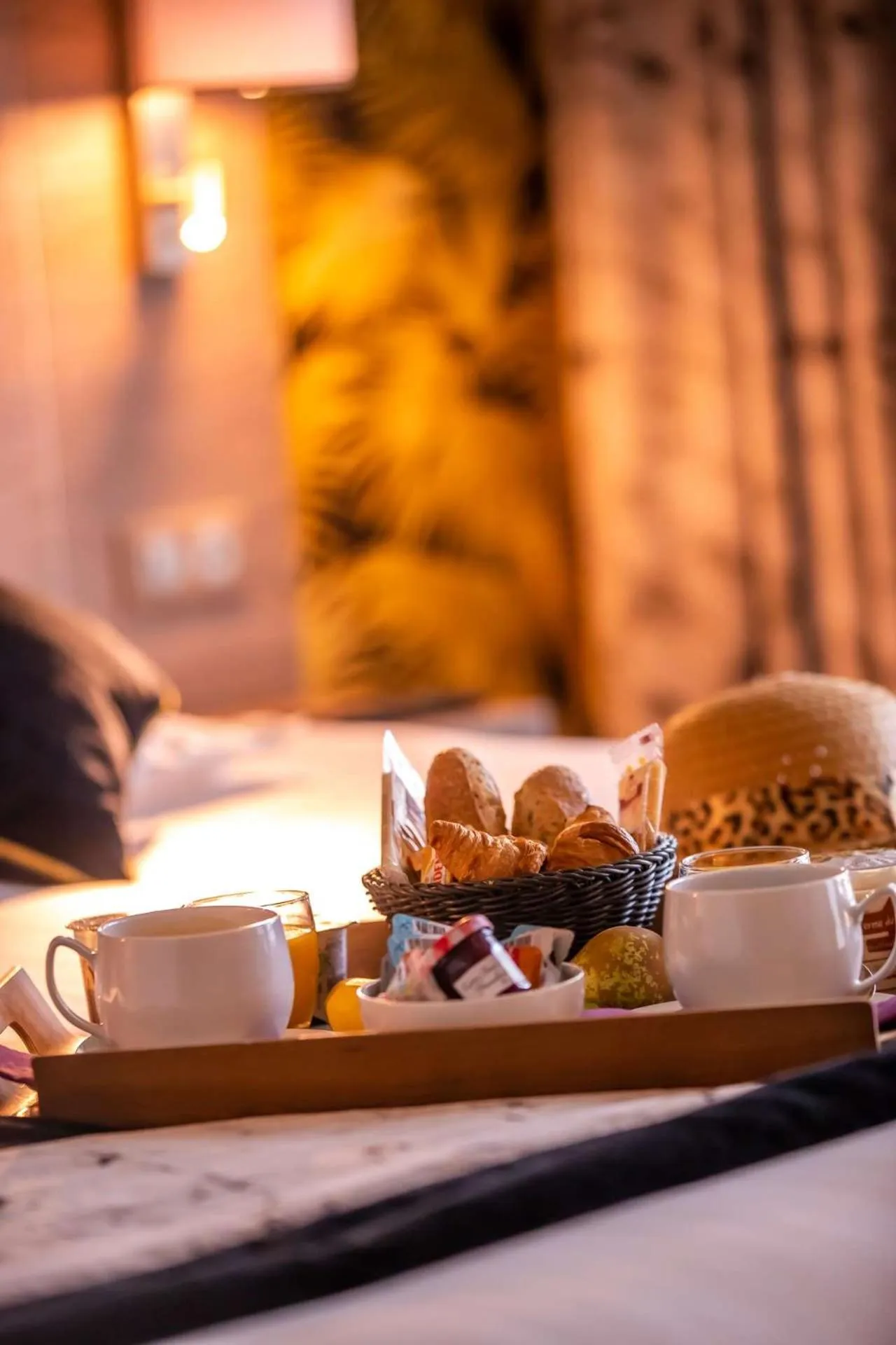 Food and drinks in Brit Hotel Eden SPA Honfleur