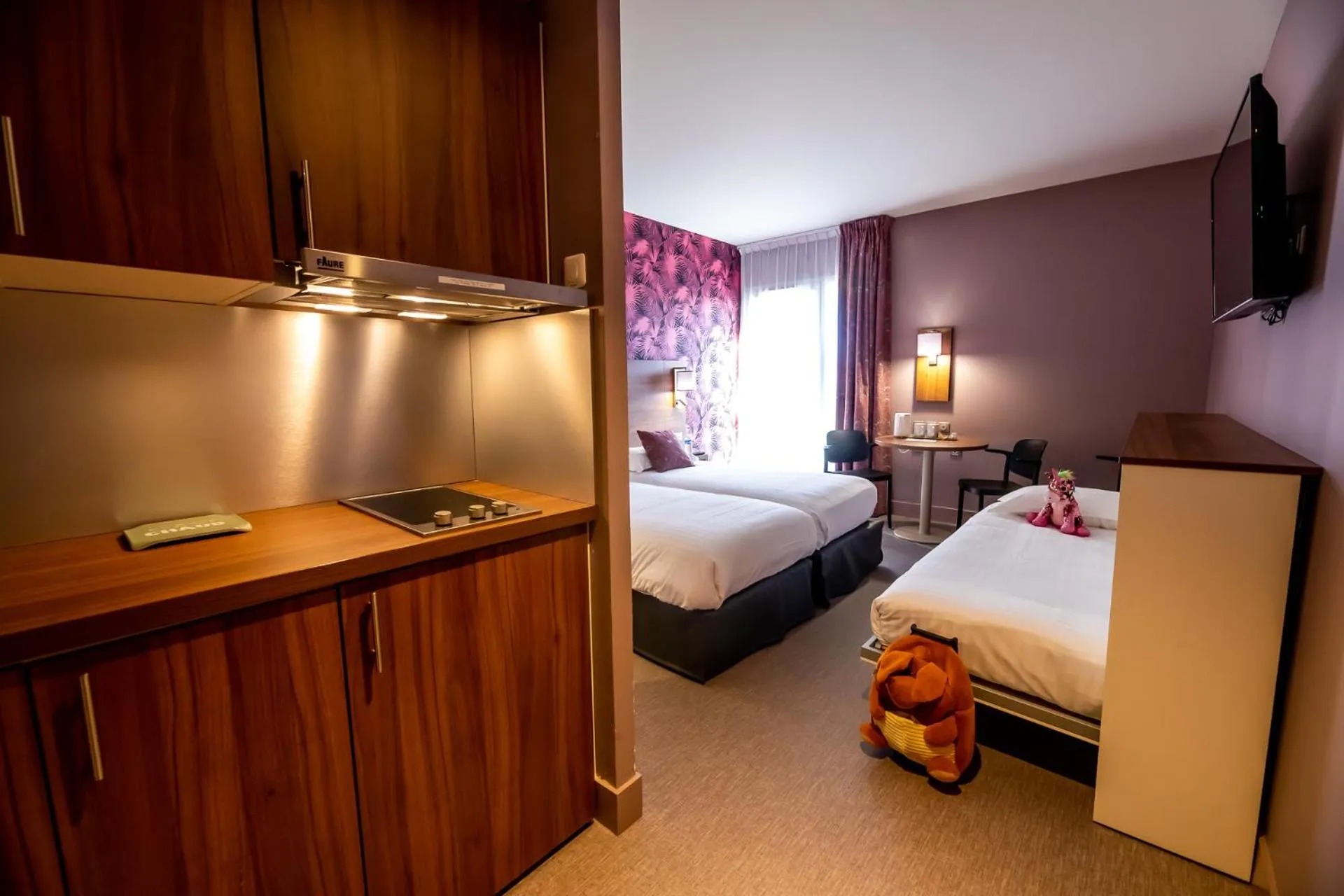 Photo of the whole room, Bed in Brit Hotel Eden SPA Honfleur