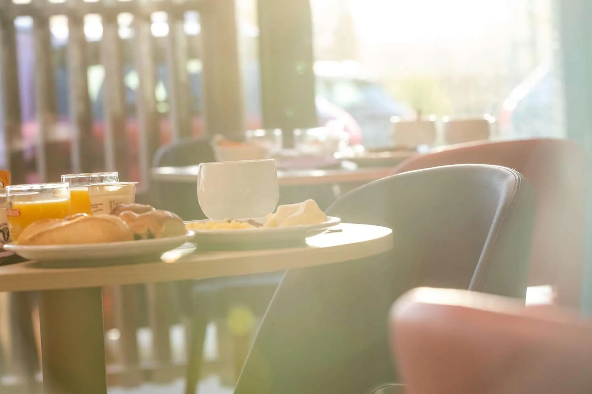 Breakfast in Brit Hotel Eden SPA Honfleur