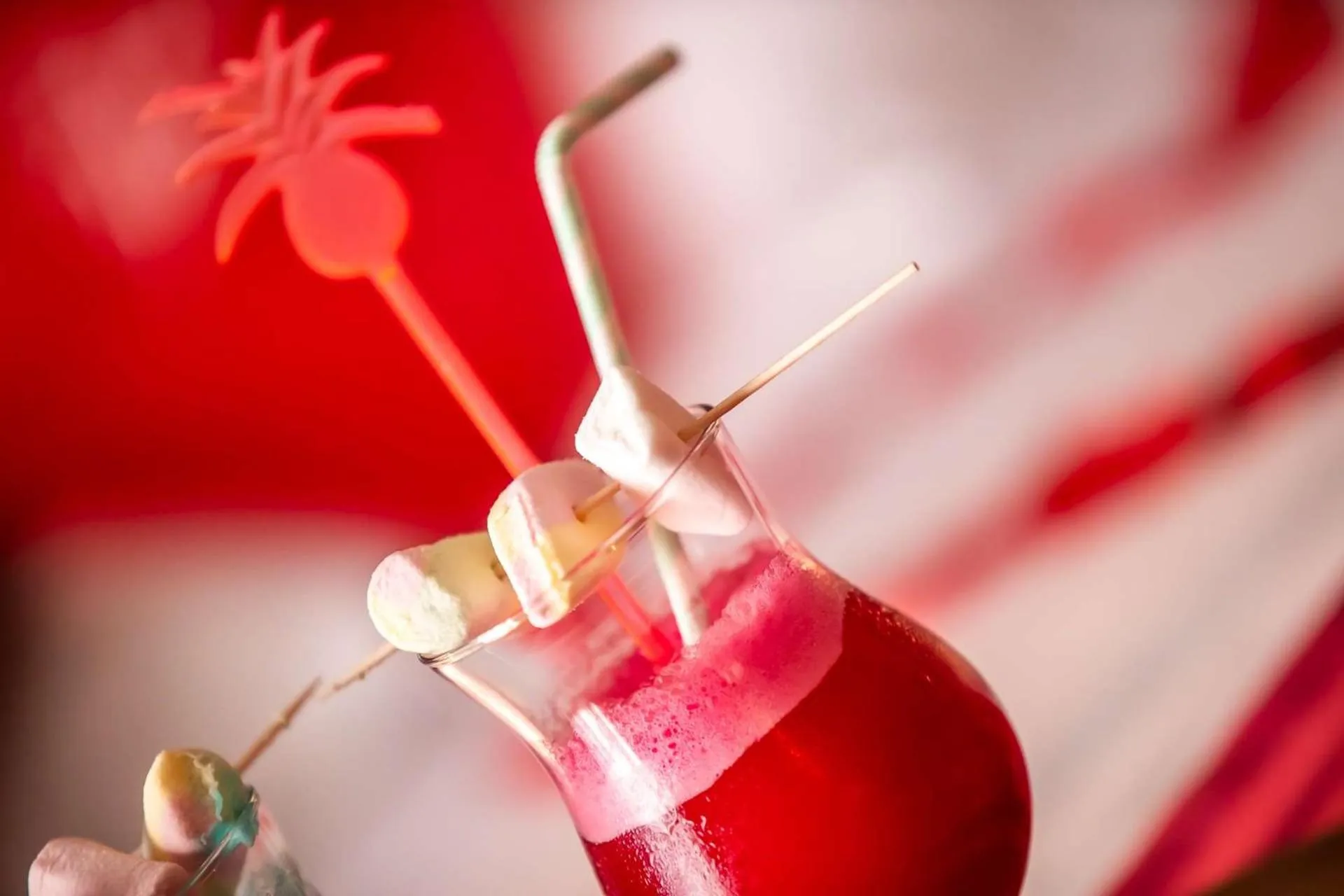 Lounge or bar in Brit Hotel Eden SPA Honfleur