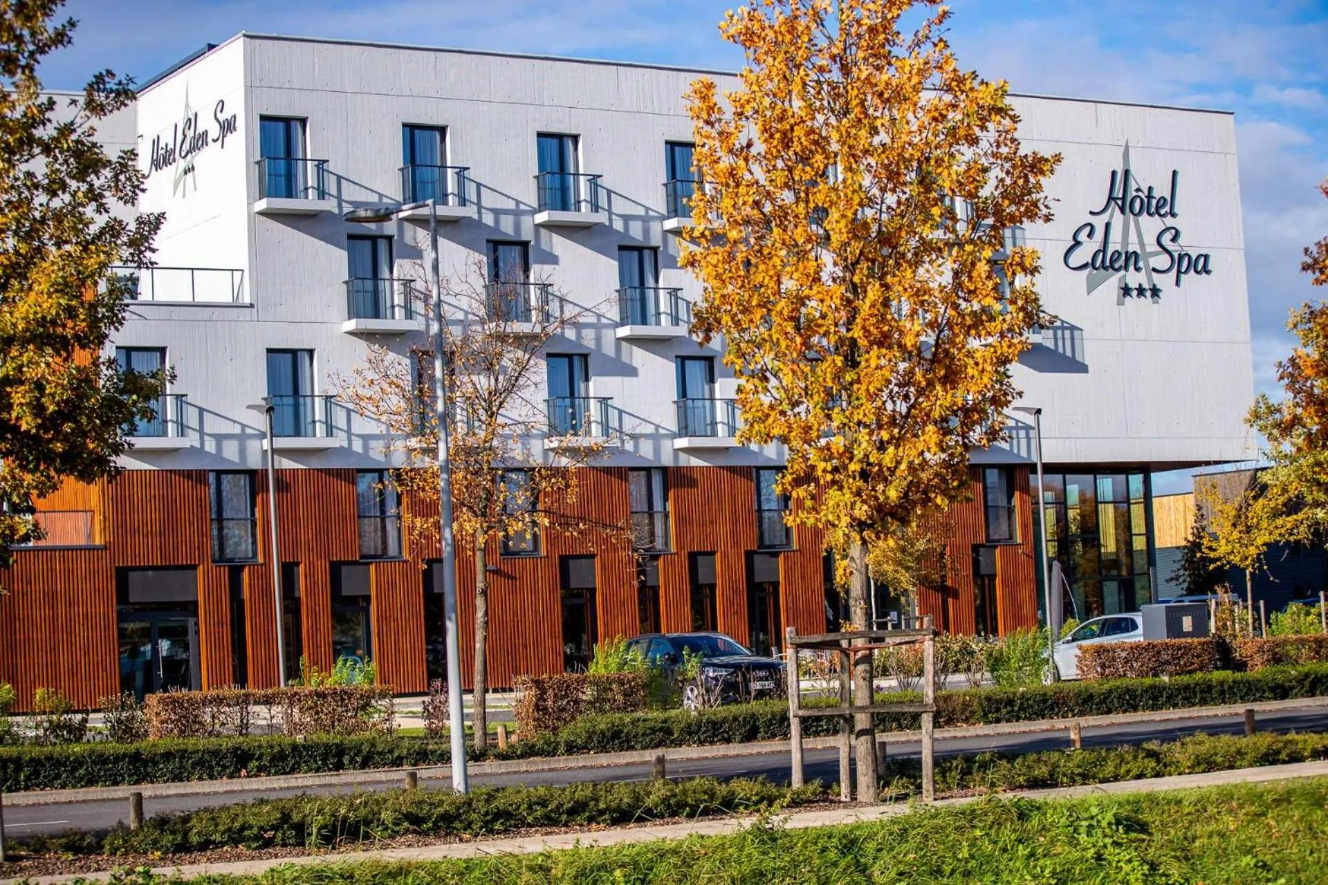 Property building in Brit Hotel Eden SPA Honfleur