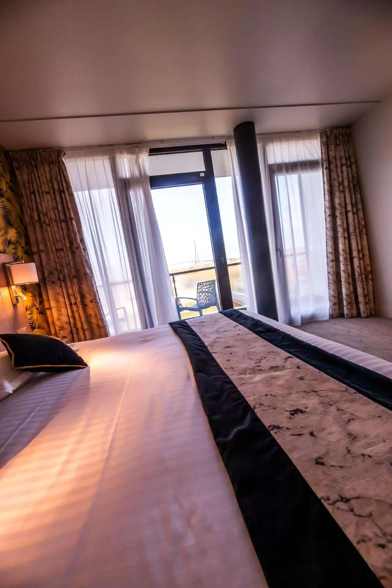 Bedroom, Bed in Brit Hotel Eden SPA Honfleur