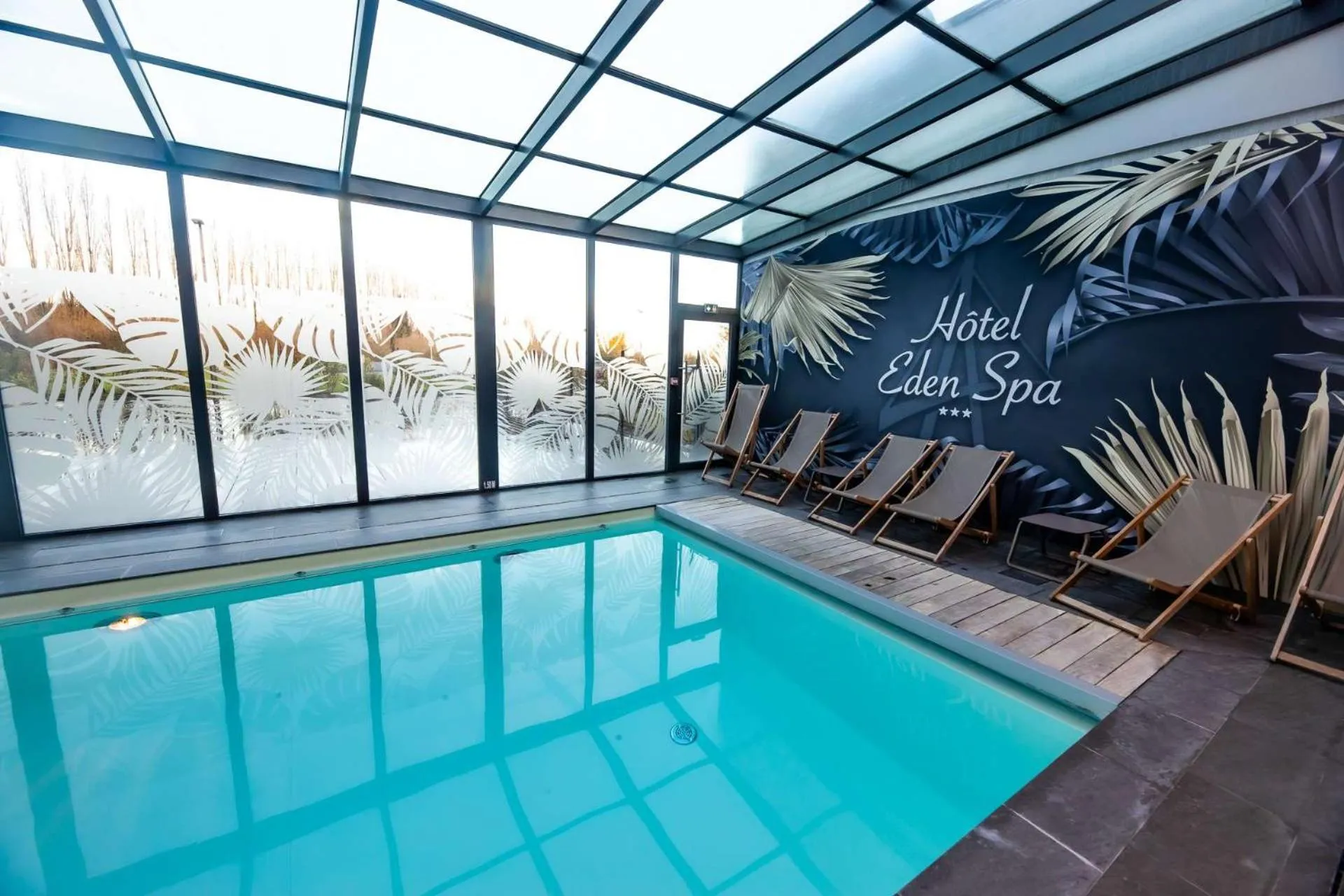 Pool view in Brit Hotel Eden SPA Honfleur